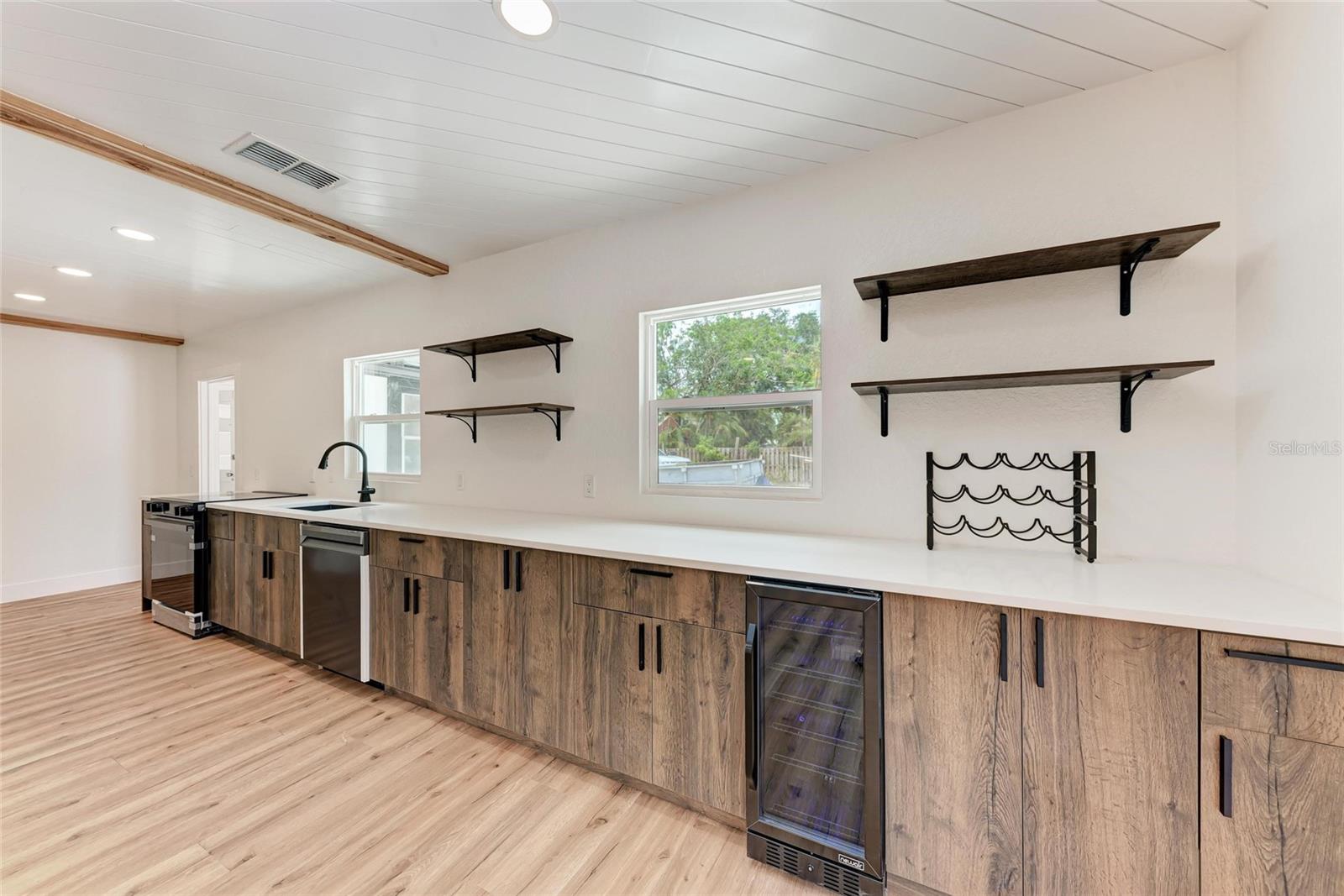 Image 14 of 35 For 1016 38th Street W