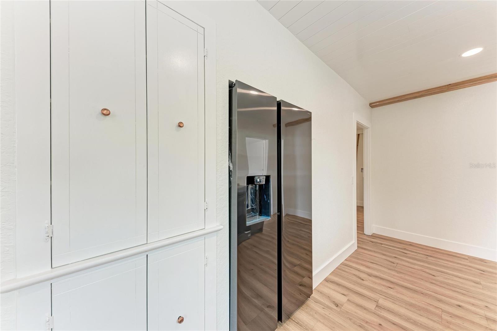 Image 15 of 35 For 1016 38th Street W