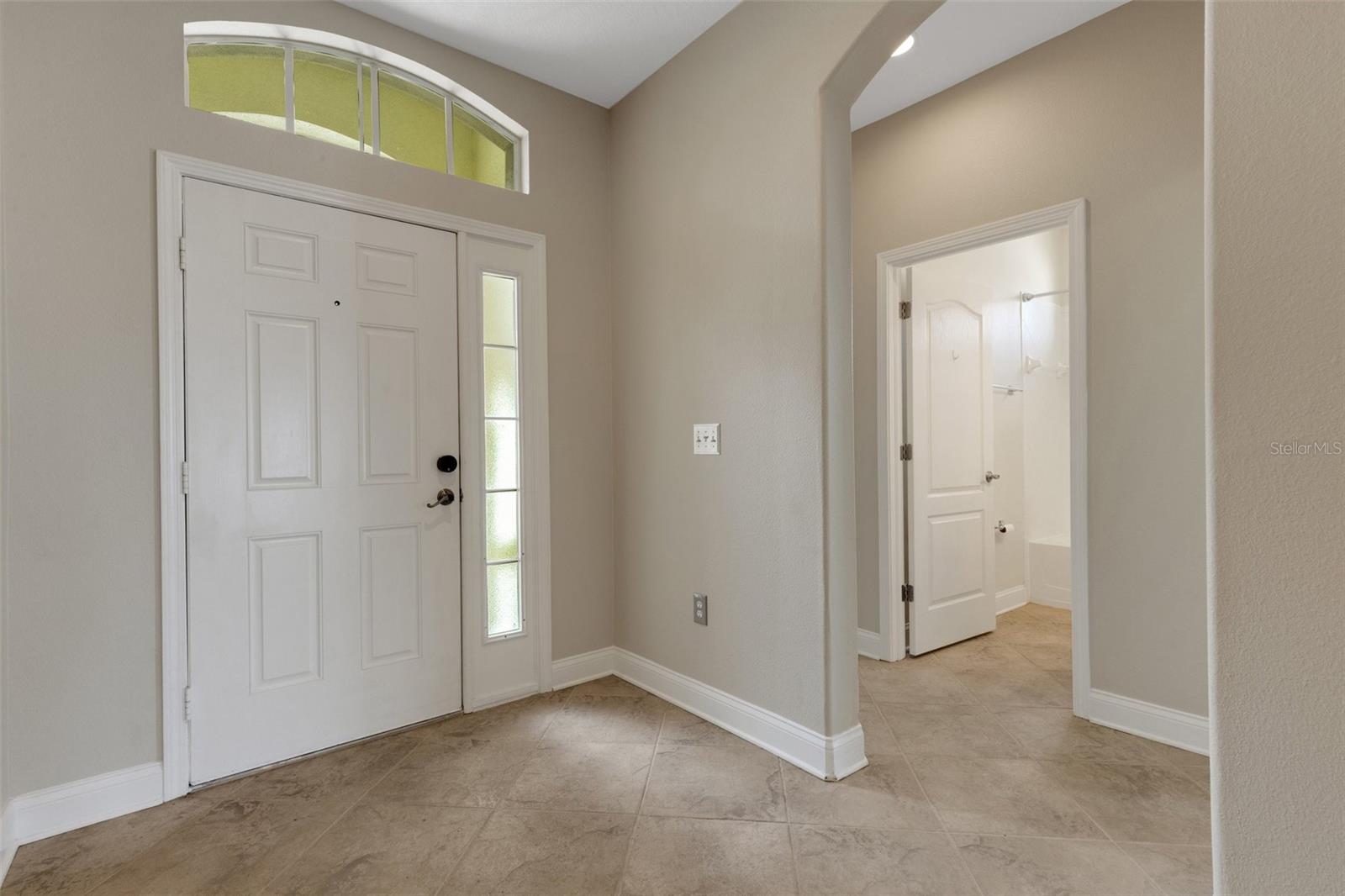 Image 4 of 81 For 1657 Bonita Bluff Court