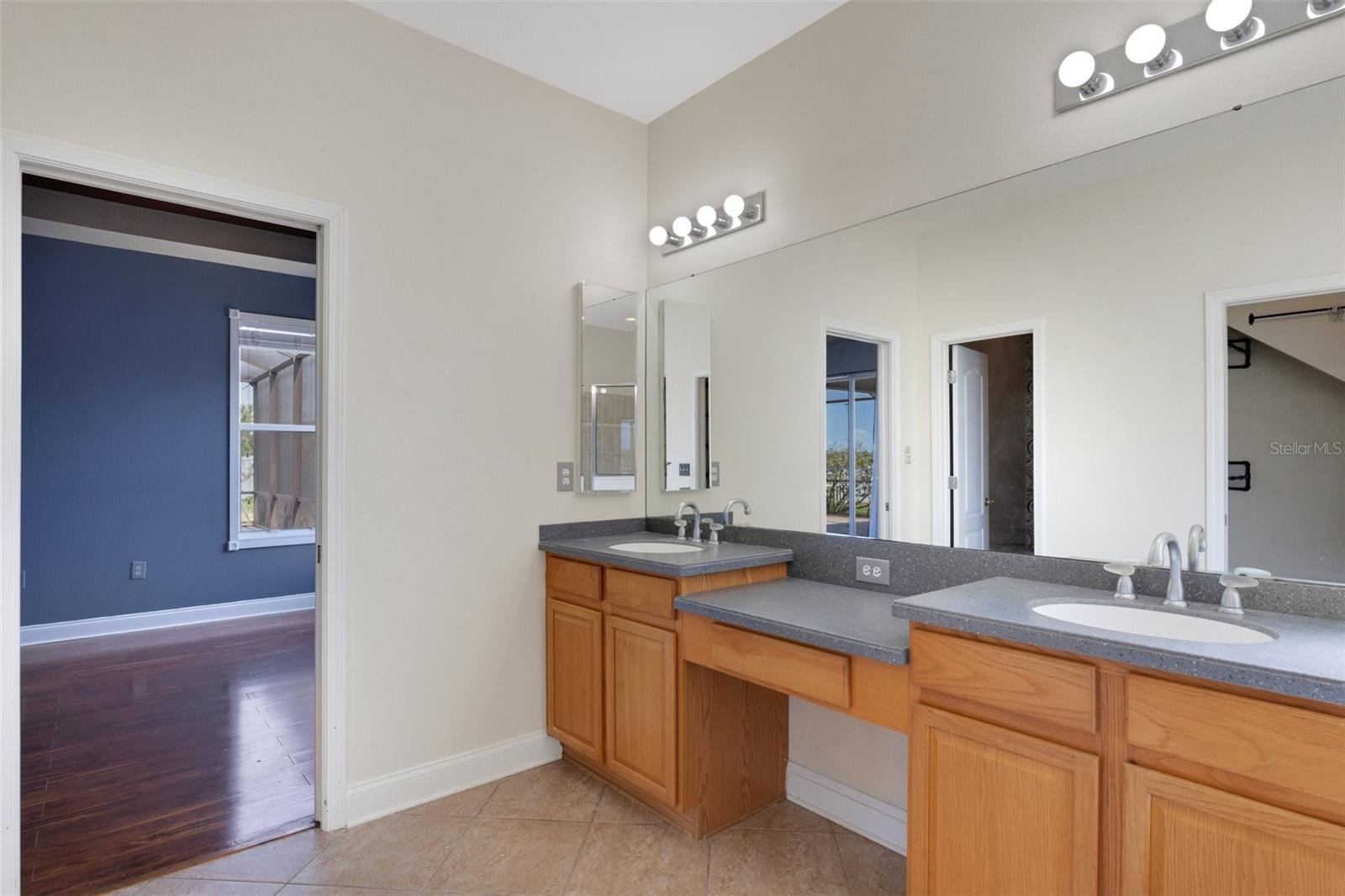 Image 47 of 81 For 1657 Bonita Bluff Court