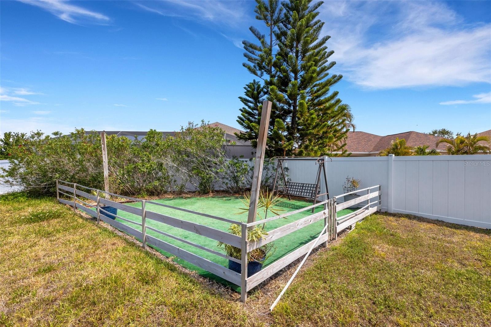 Image 65 of 81 For 1657 Bonita Bluff Court