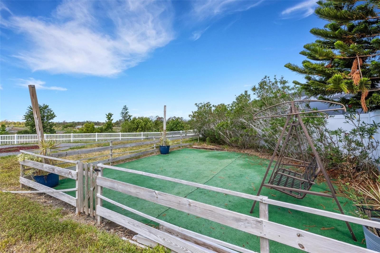 Image 66 of 81 For 1657 Bonita Bluff Court