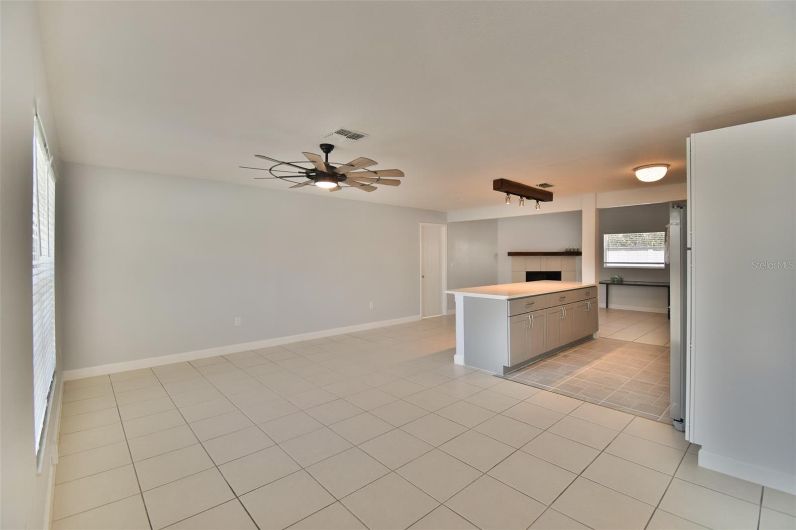 Image 13 of 97 For 2402 16th Street W