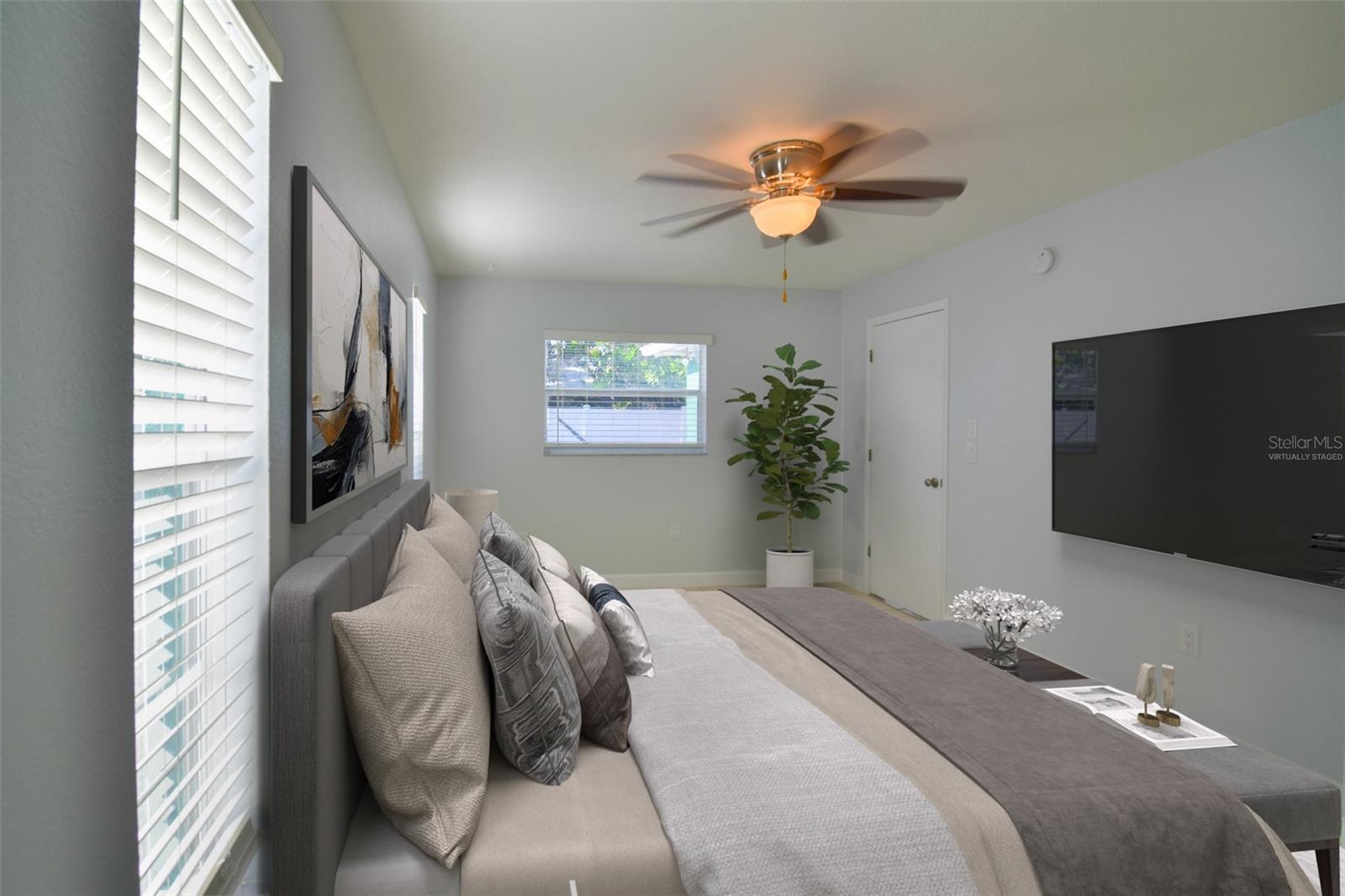 Image 25 of 97 For 2402 16th Street W
