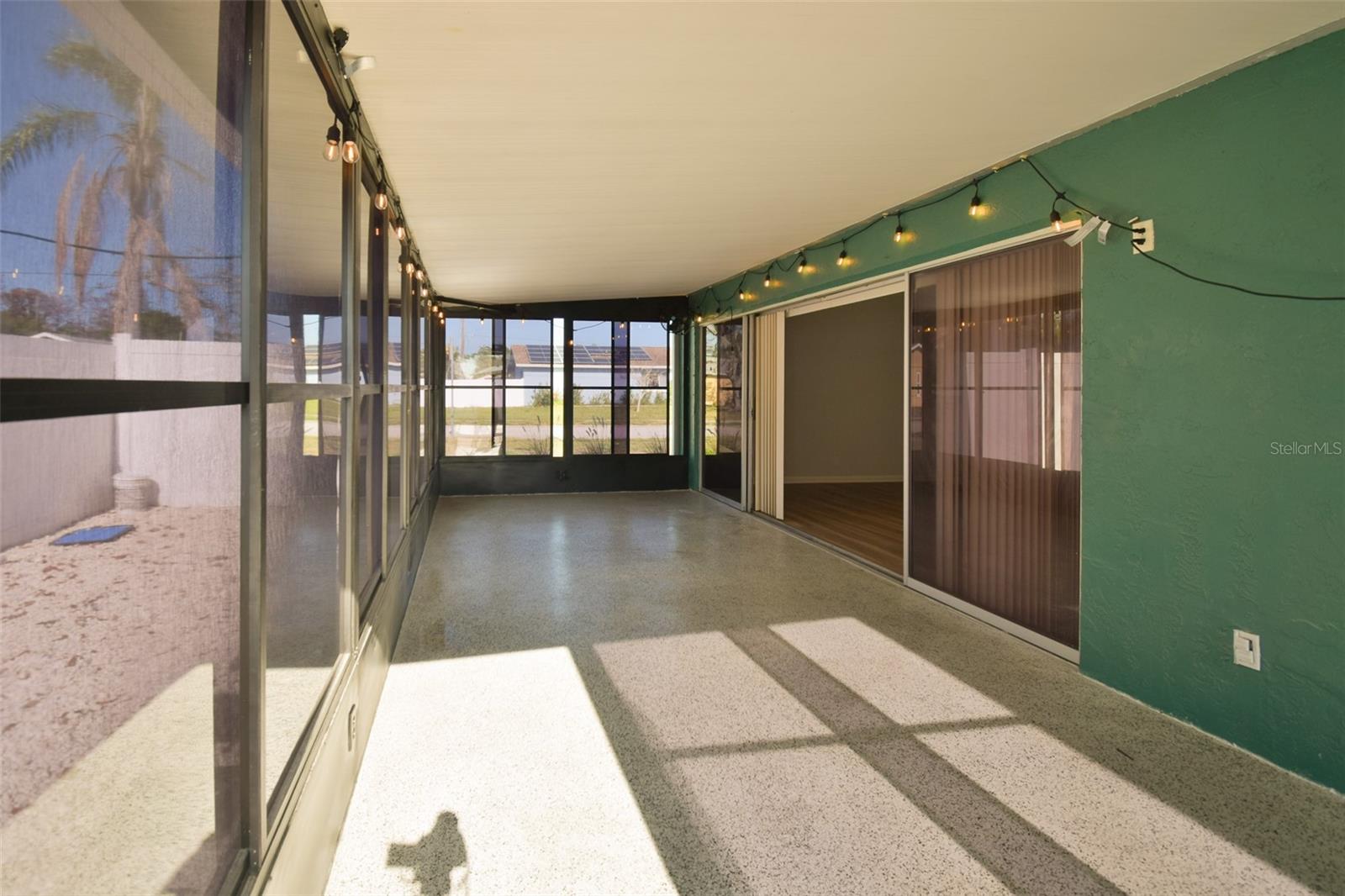 Image 45 of 97 For 2402 16th Street W