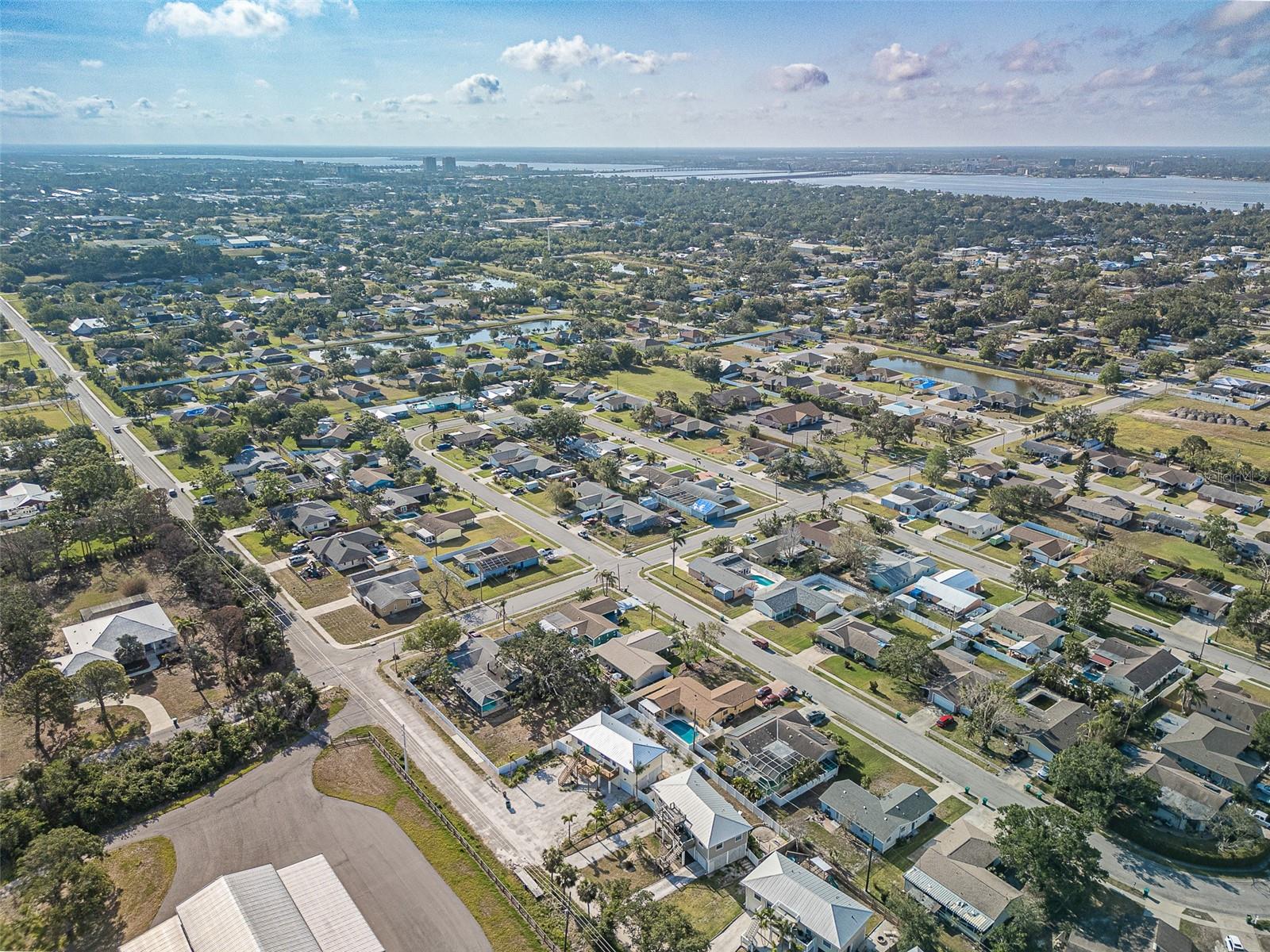 Image 95 of 97 For 2402 16th Street W