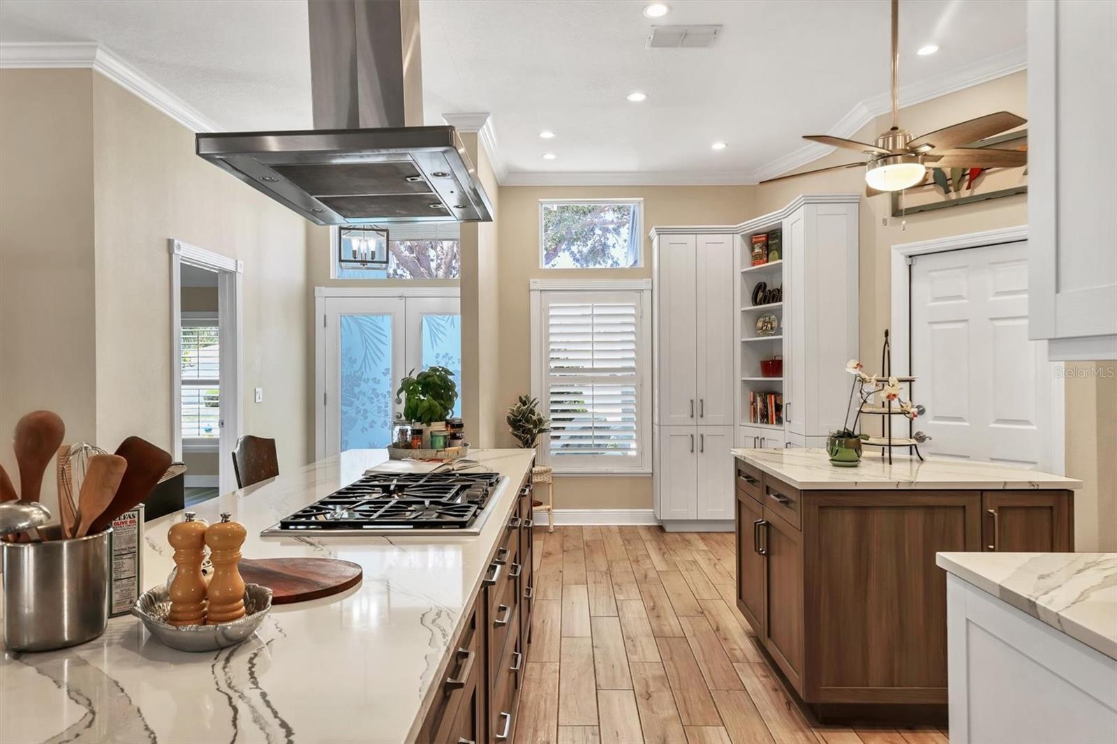 Image 9 of 39 For 425 46th Street Nw