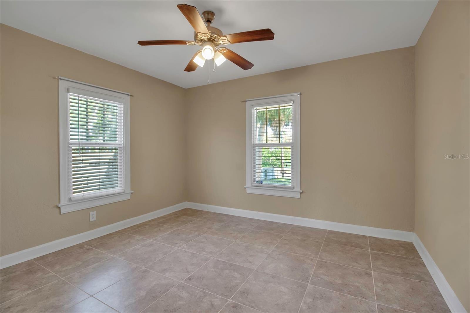 Image 19 of 65 For 1830 Virginia Drive