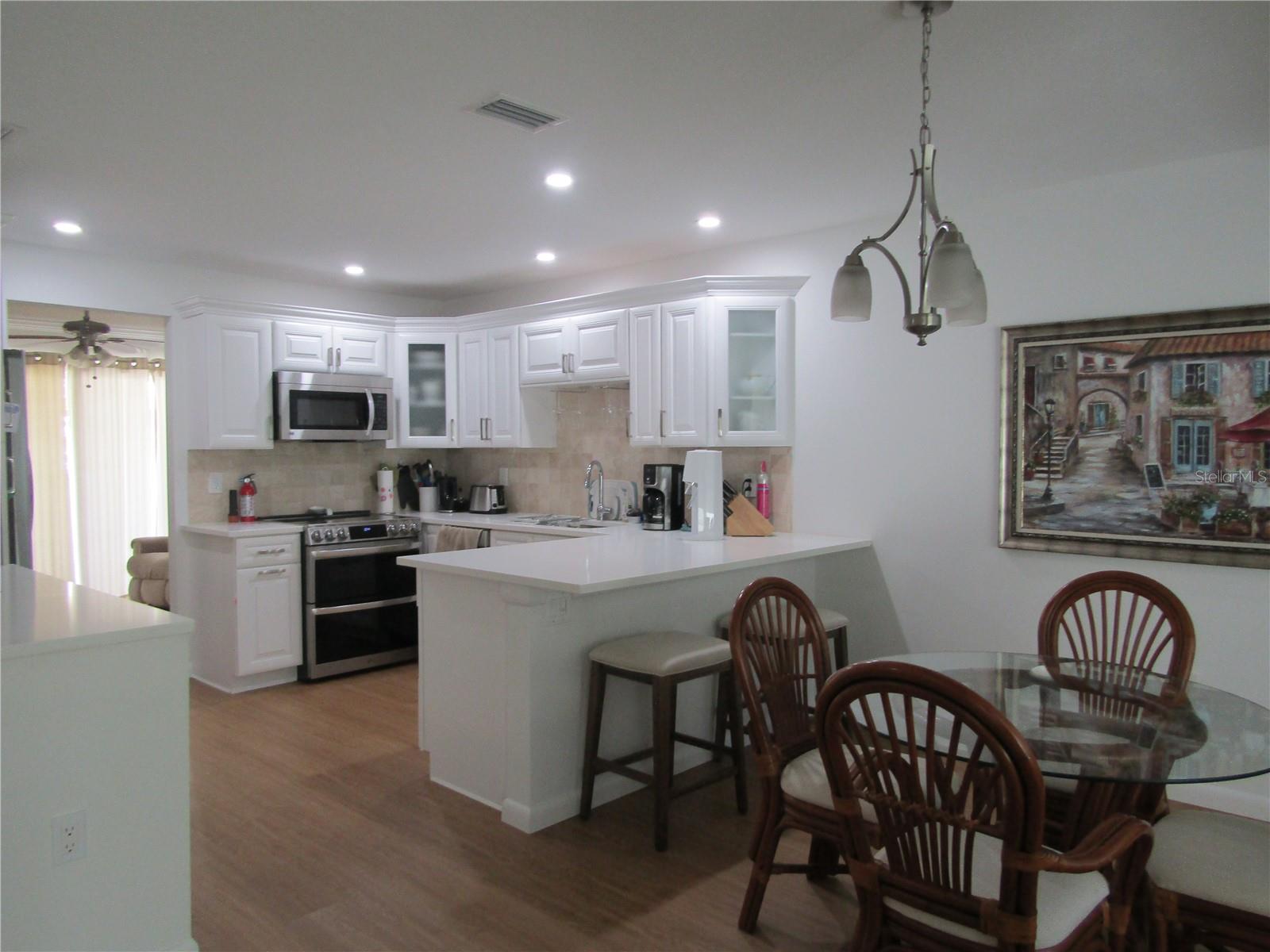Image 9 of 23 For 5270 Villa Majorca Court 23