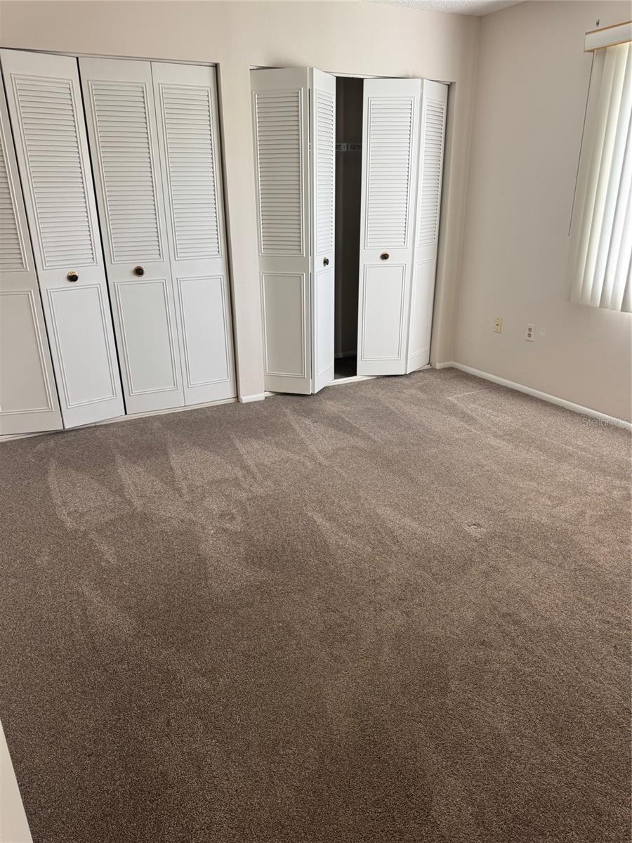 Image 11 of 15 For 3921 Lakeside Road 168
