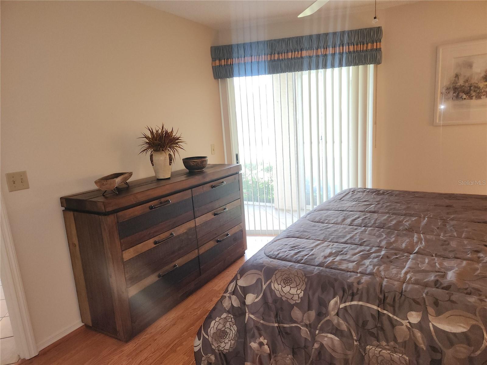 Image 10 of 39 For 6503 Stone River Road 109