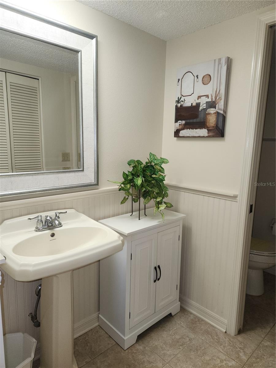 Image 12 of 39 For 6503 Stone River Road 109