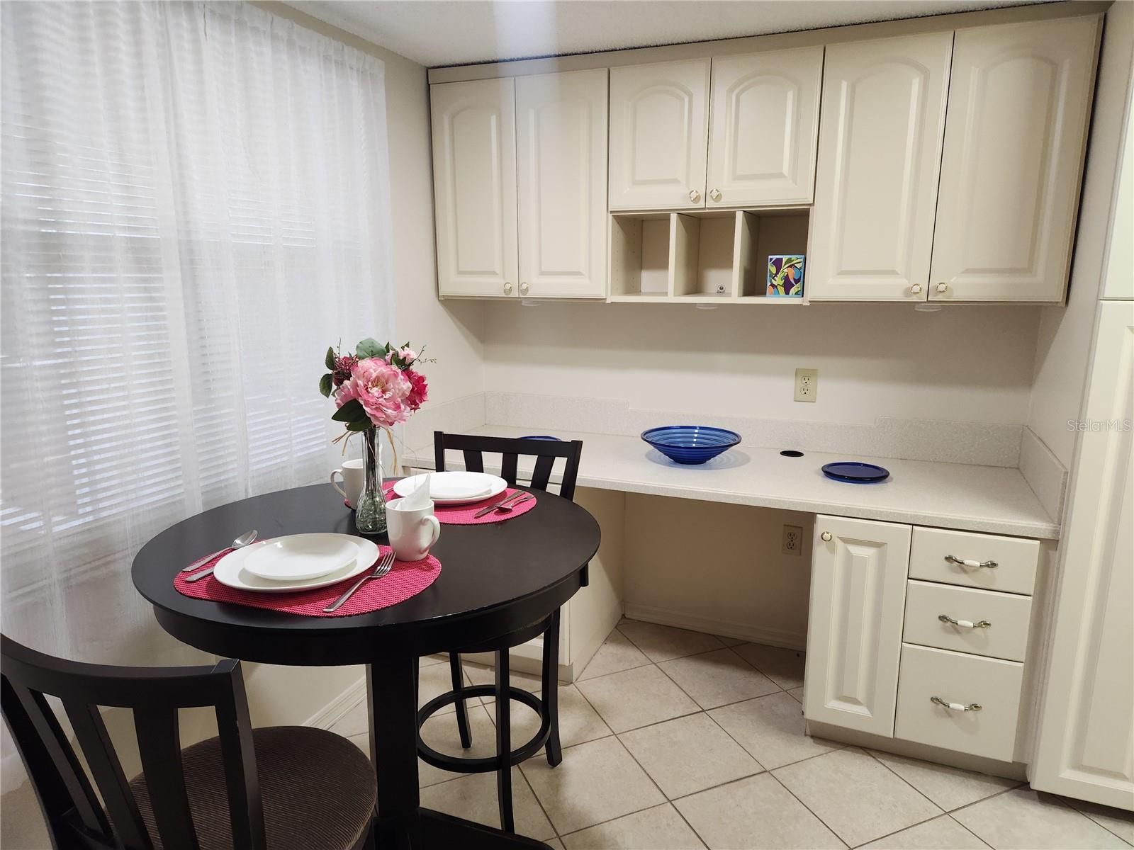 Image 7 of 39 For 6503 Stone River Road 109