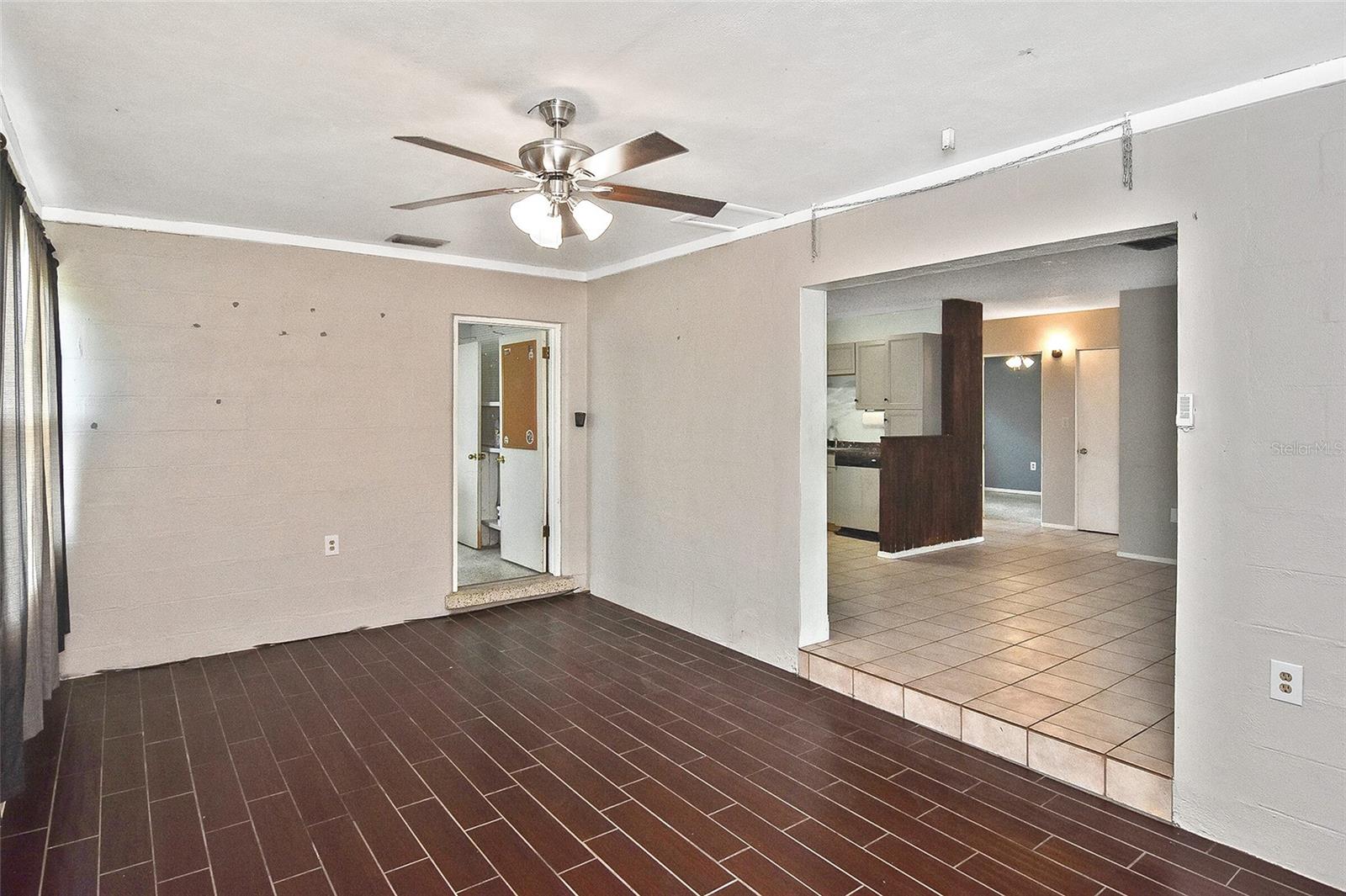 Image 13 of 48 For 5905 Olive Avenue