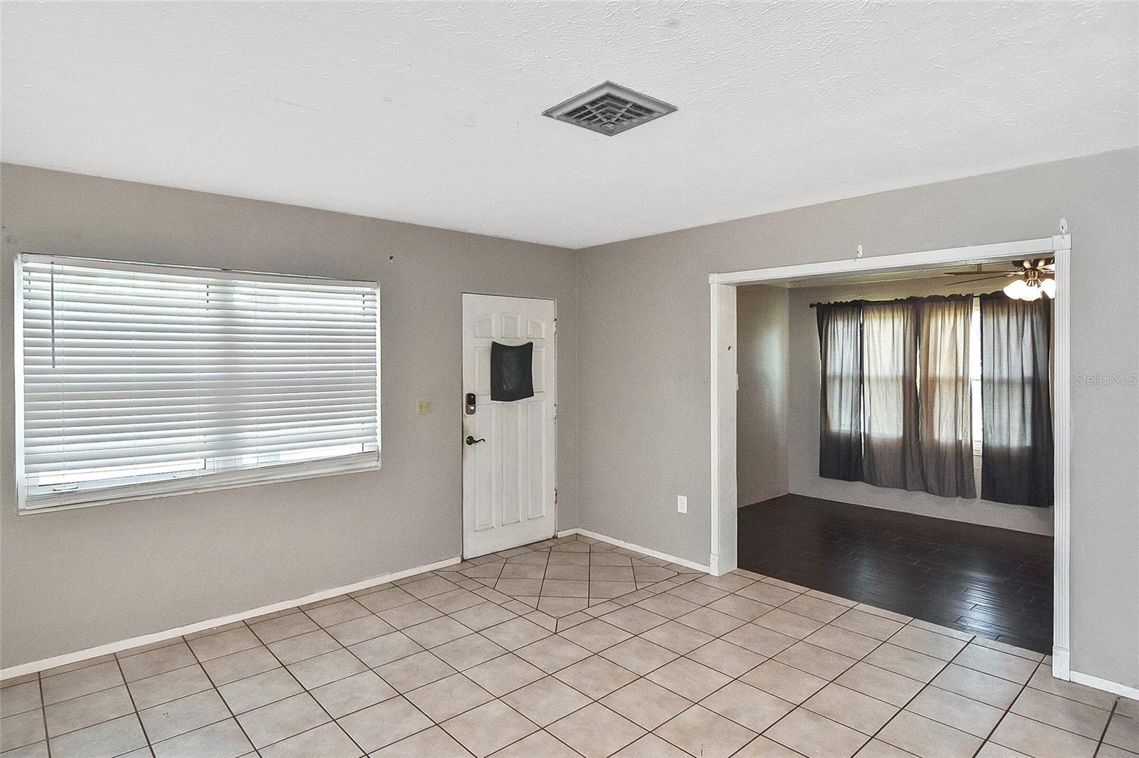 Image 15 of 48 For 5905 Olive Avenue