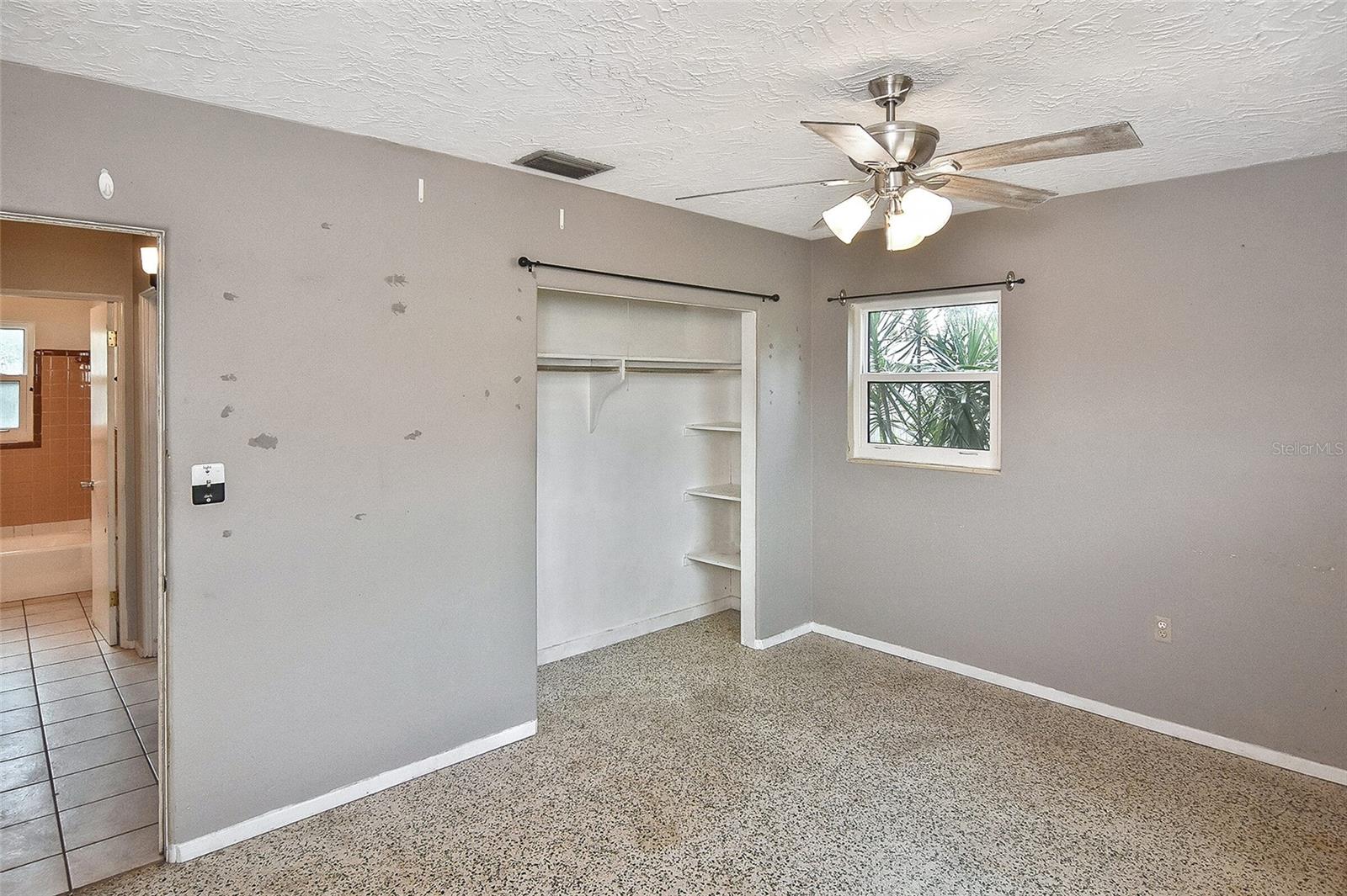 Image 19 of 48 For 5905 Olive Avenue