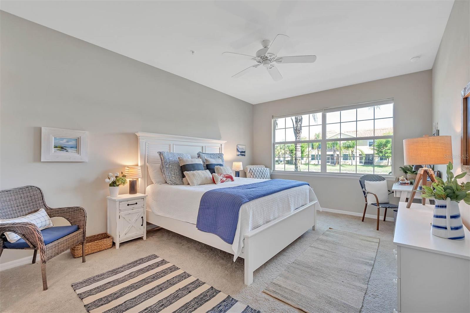 Image 19 of 41 For 4214 Frontier Lane 102