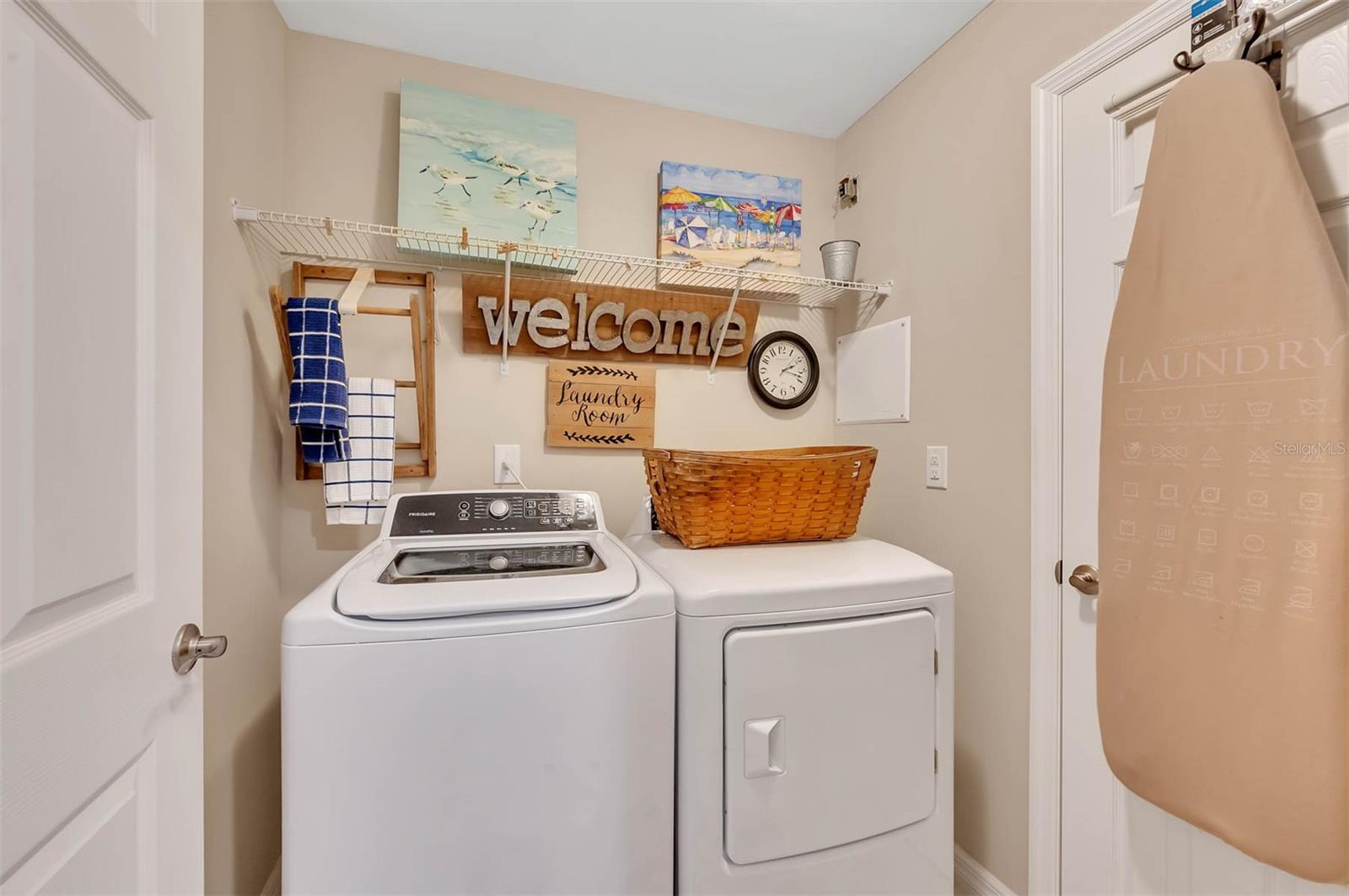 Image 33 of 41 For 4214 Frontier Lane 102