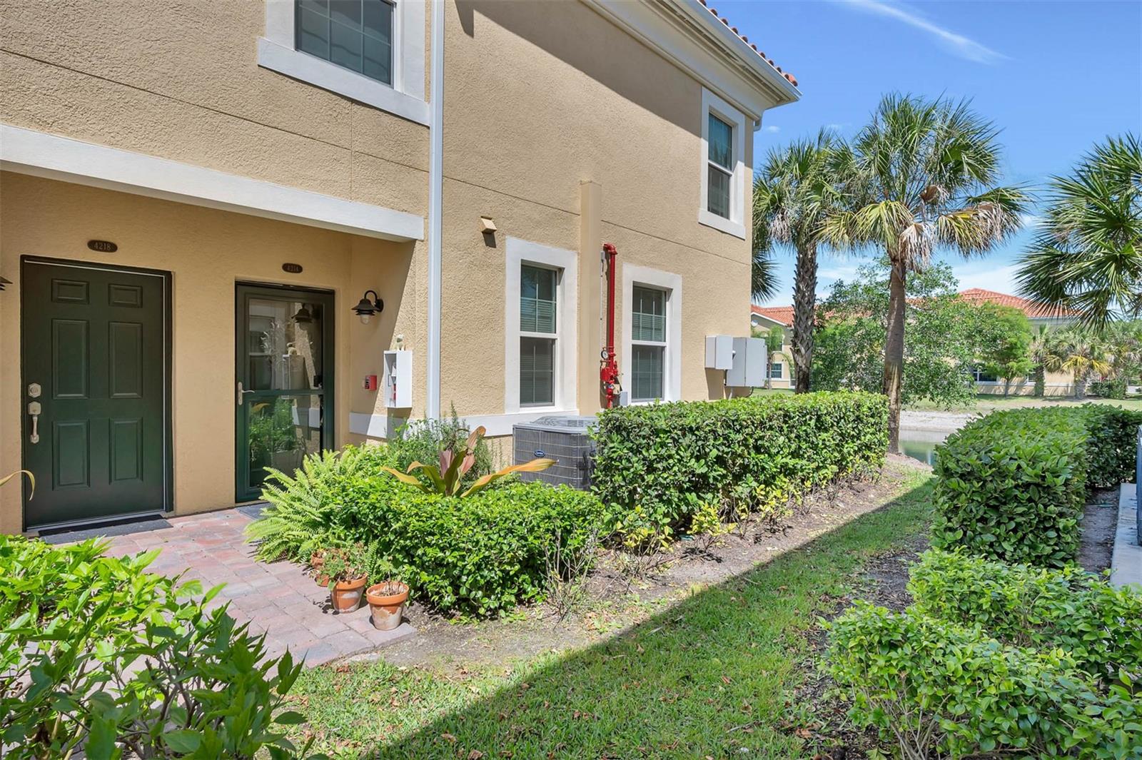 Image 5 of 41 For 4214 Frontier Lane 102
