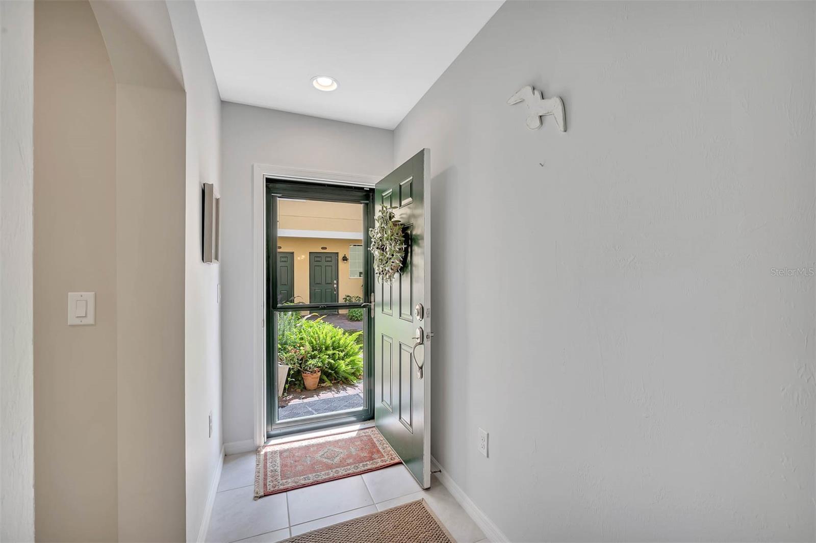 Image 7 of 41 For 4214 Frontier Lane 102