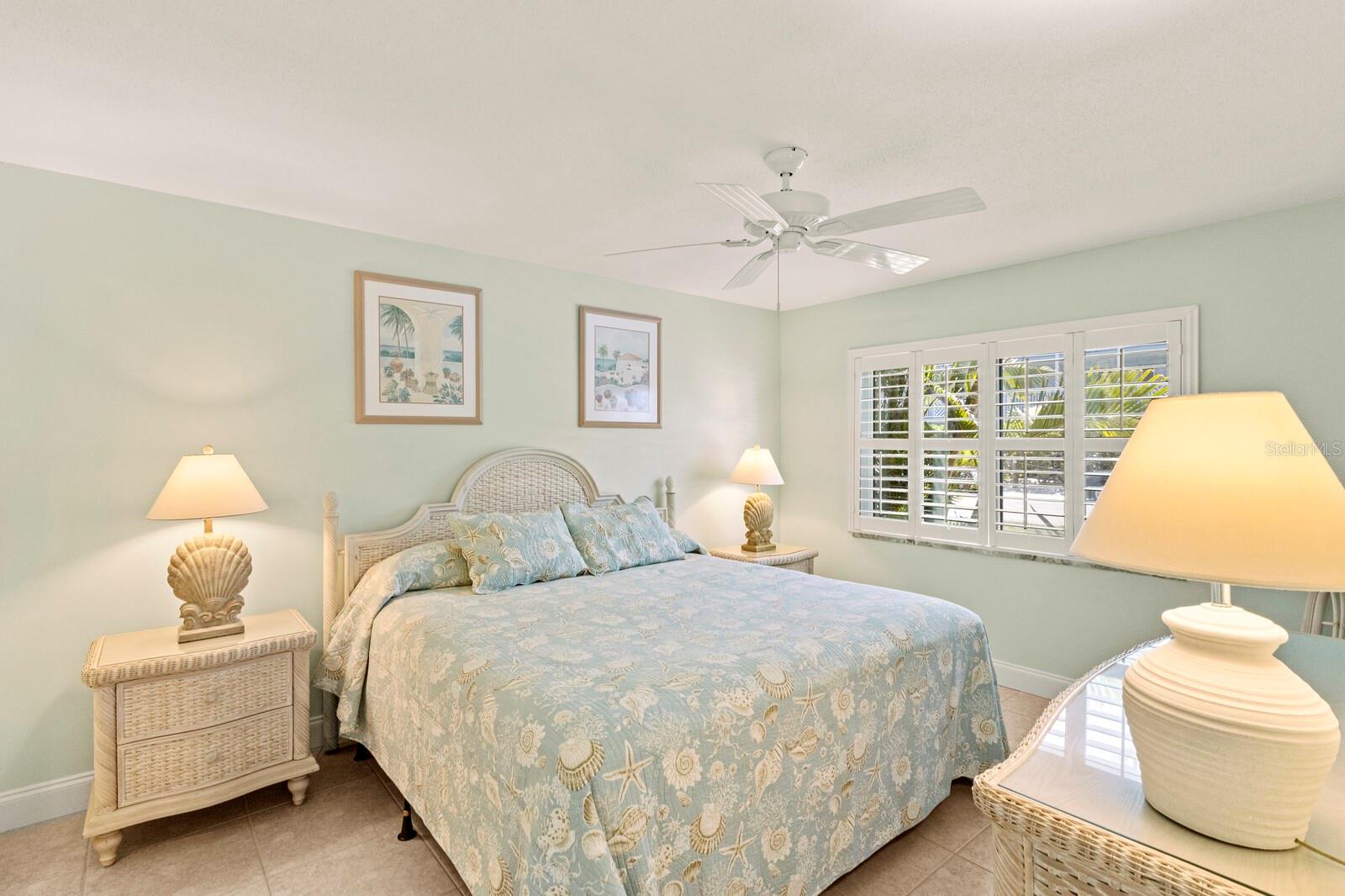 Image 15 of 36 For 7100 Gulf Drive 114