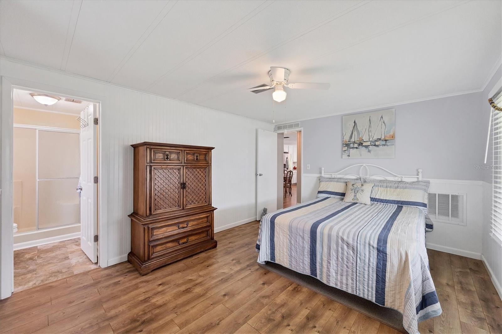 Image 19 of 50 For 1507 45th Avenue Drive E