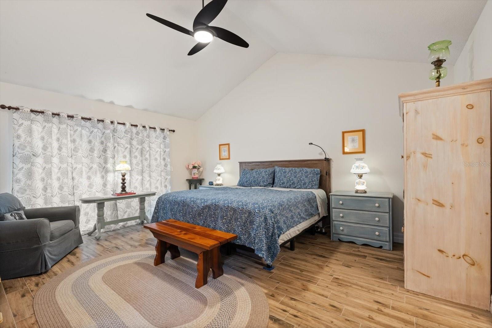 Image 15 of 32 For 7907 4th Avenue W 7907