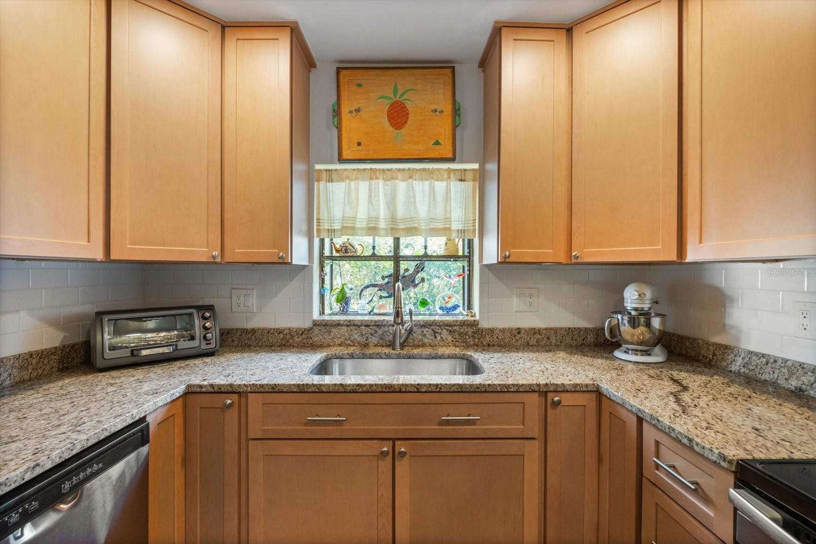 Image 4 of 32 For 7907 4th Avenue W 7907