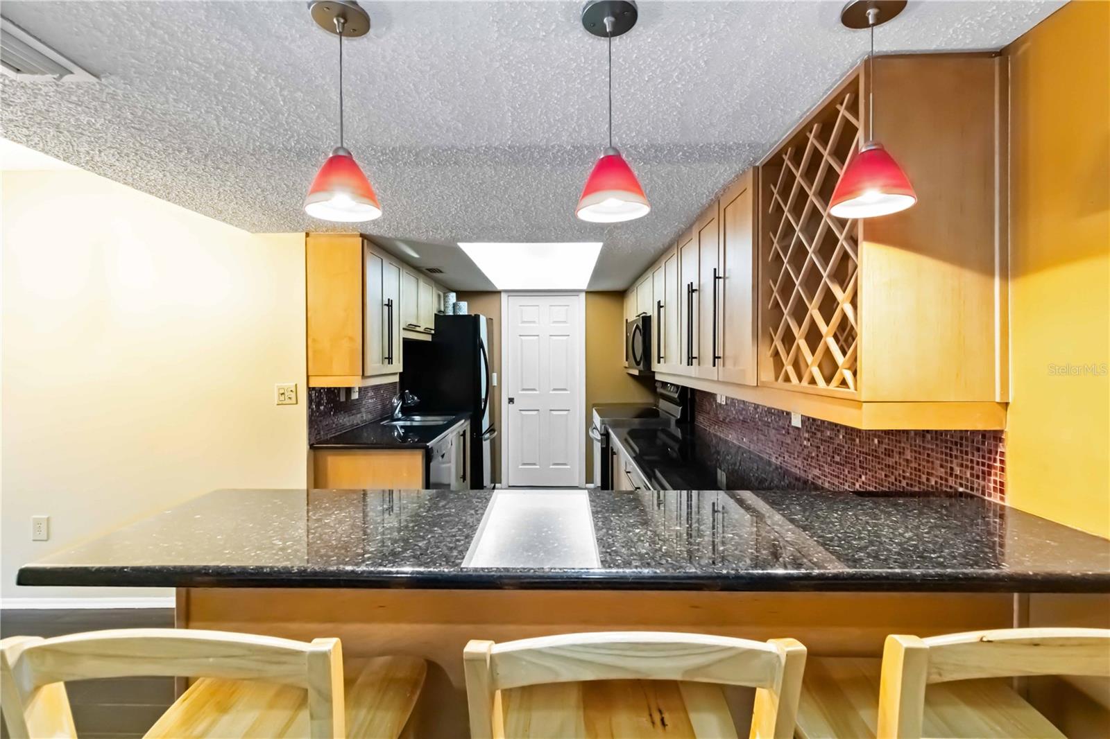 Image 9 of 26 For 6116 43rd Street W 201d