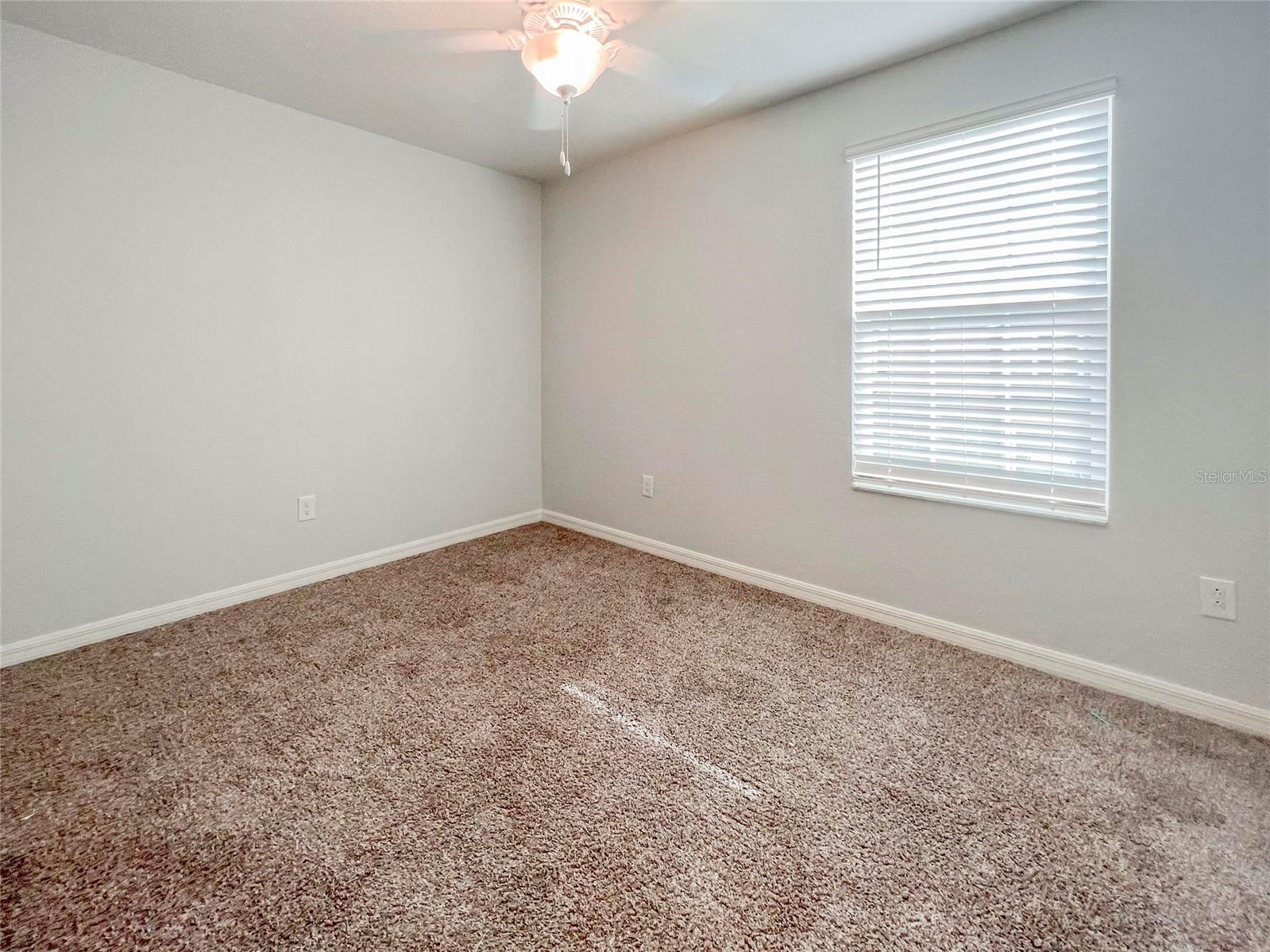 Image 15 of 27 For 1093 Grantham Drive