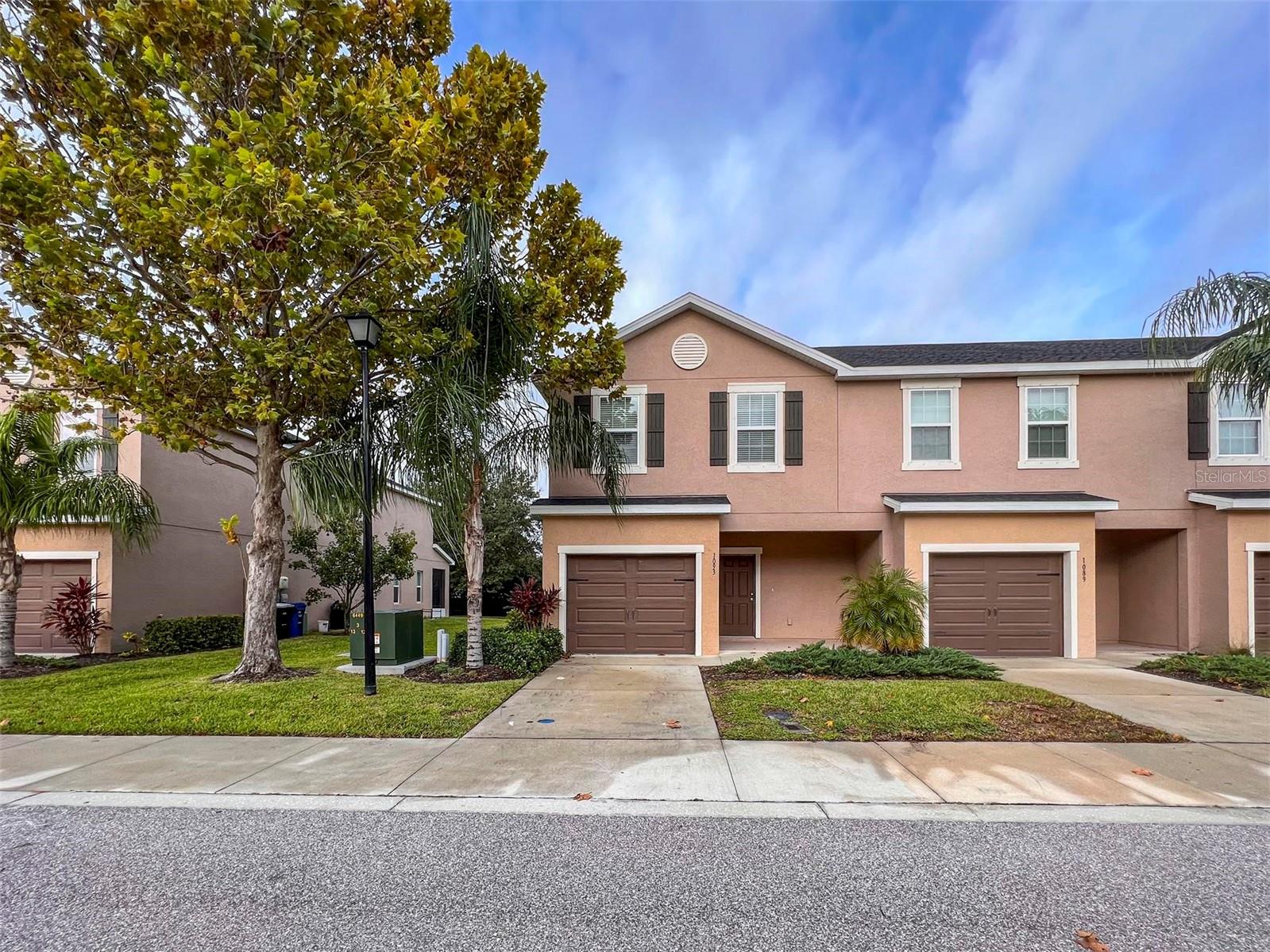 Image 2 of 27 For 1093 Grantham Drive