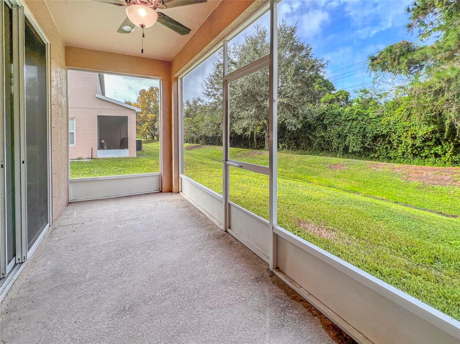 Image 21 of 27 For 1093 Grantham Drive