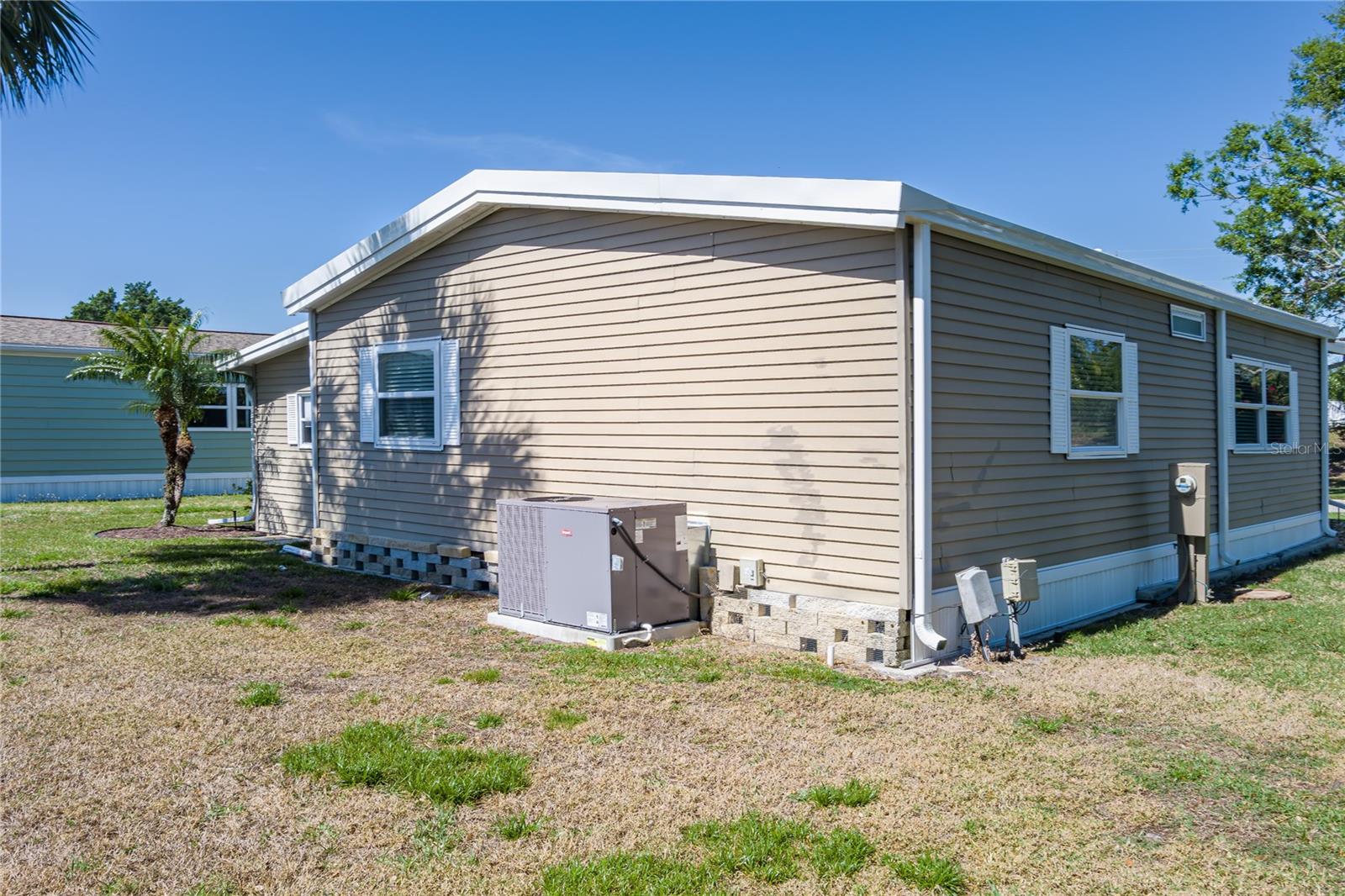 Image 24 of 29 For 8402 Princess Court