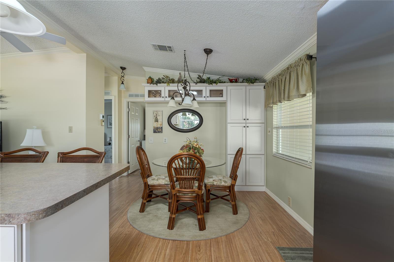 Image 5 of 29 For 8402 Princess Court