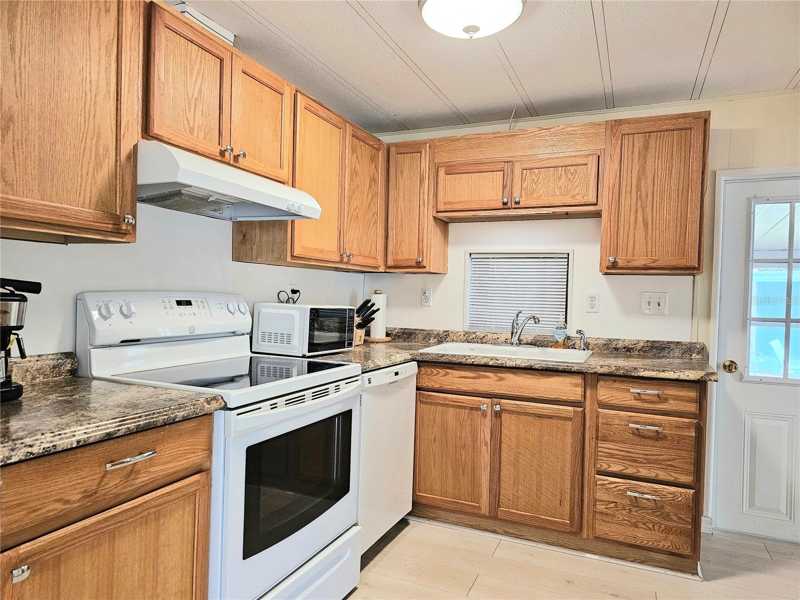 Image 12 of 28 For 5316 53rd Avenue E Q111