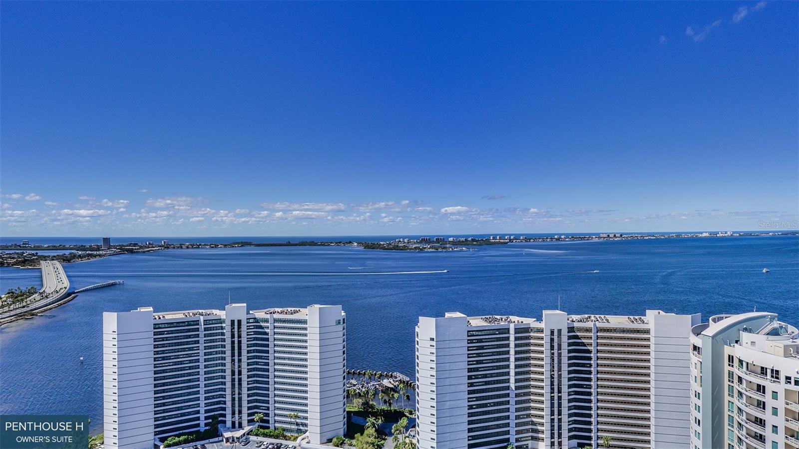Image 3 of 10 For 555 Quay Common 1703