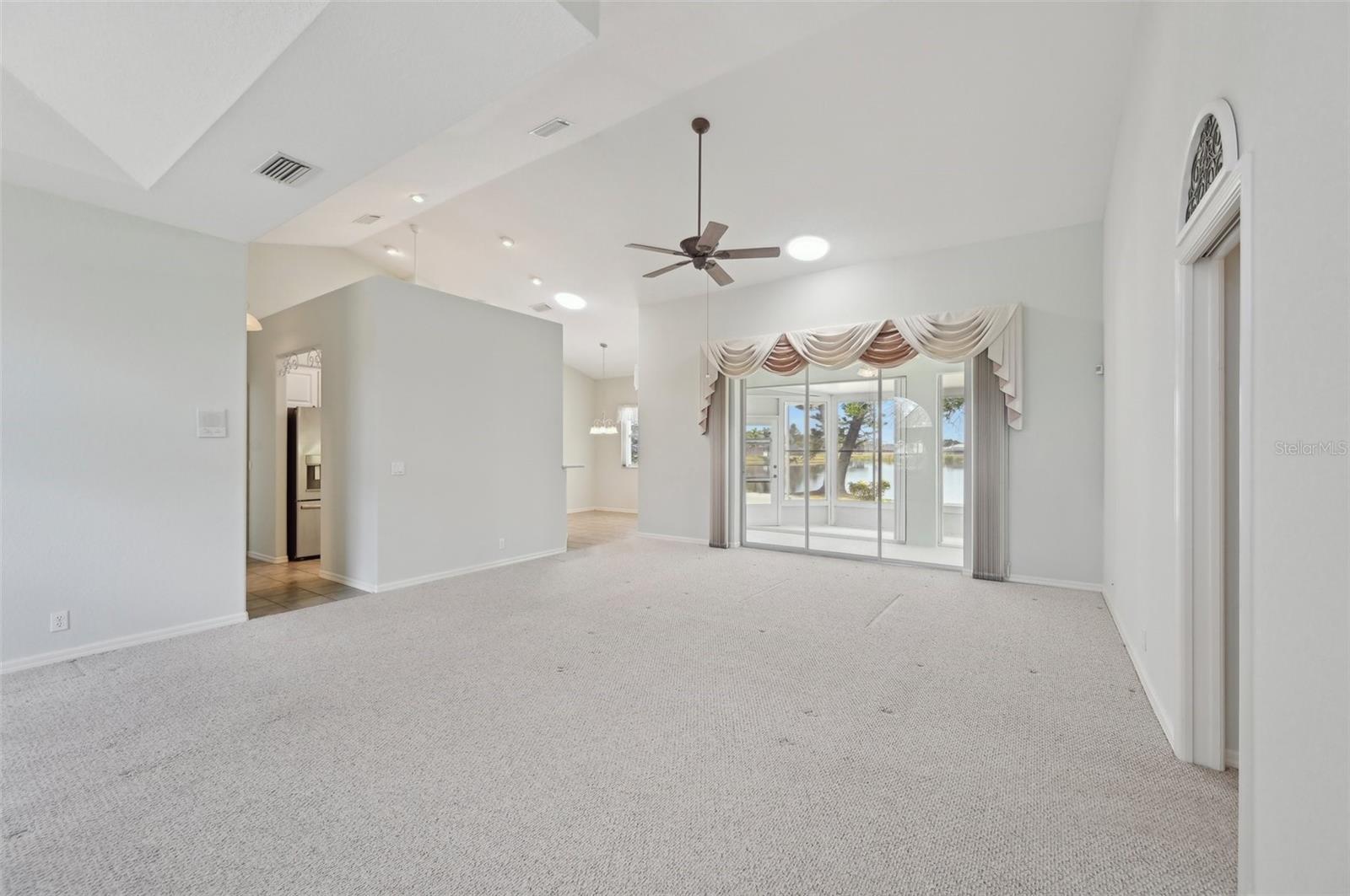 Image 4 of 18 For 5596 Sable Trace Drive