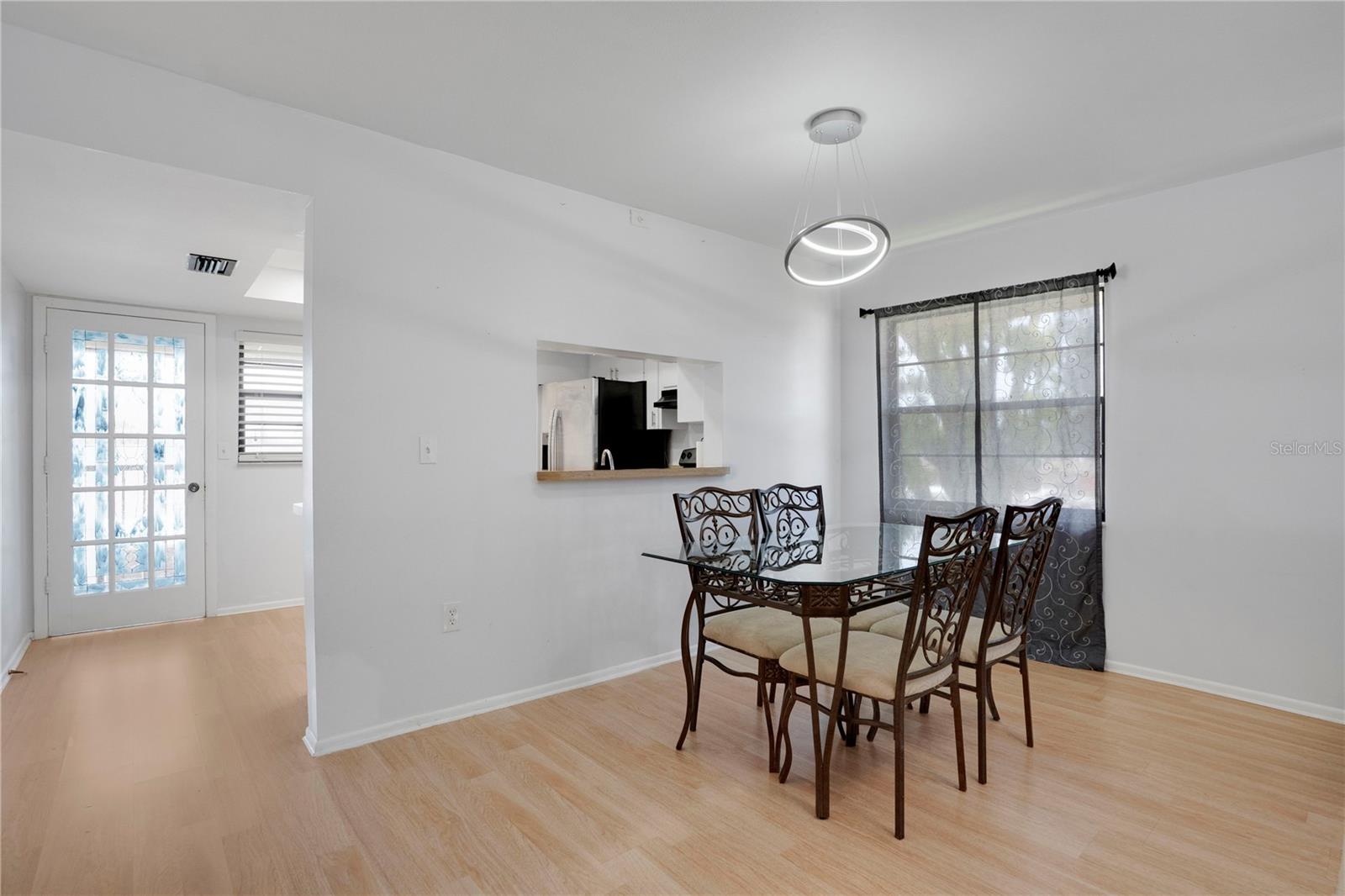 Image 20 of 32 For 2415 Bayshore Gardens Parkway 8