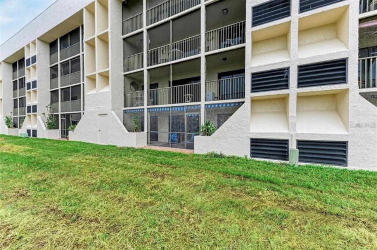 Details for 6120 43rd Street W 102b, BRADENTON, FL 34210