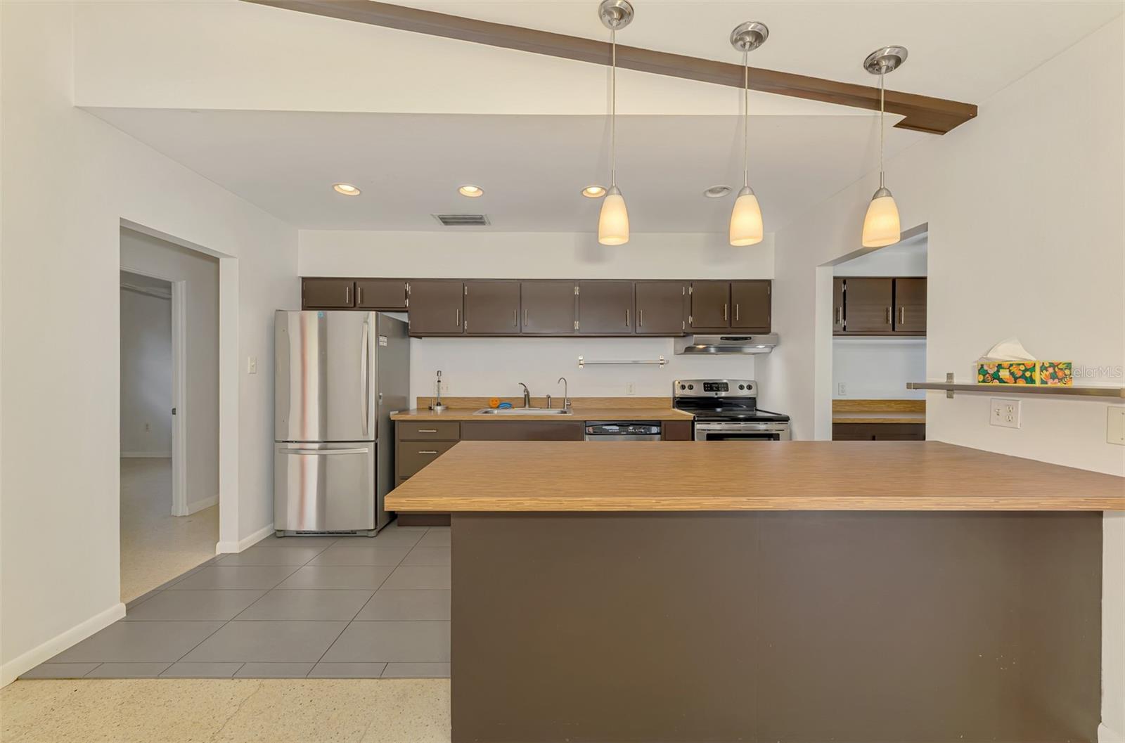 Image 11 of 34 For 3599 Bali Drive