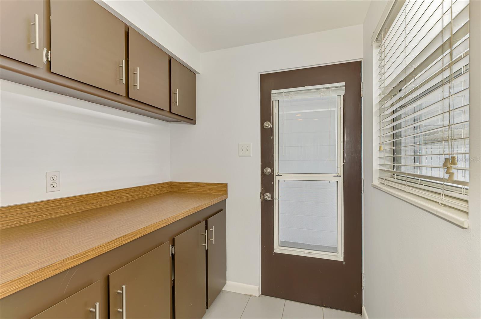 Image 14 of 34 For 3599 Bali Drive