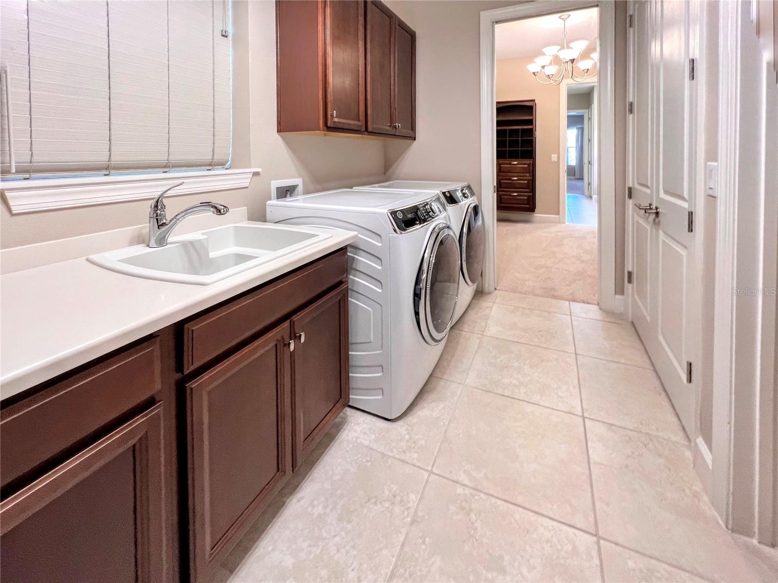Image 17 of 27 For 5664 Cantucci Street