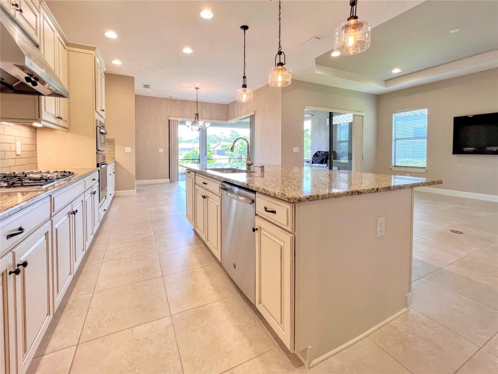 Image 6 of 27 For 5664 Cantucci Street