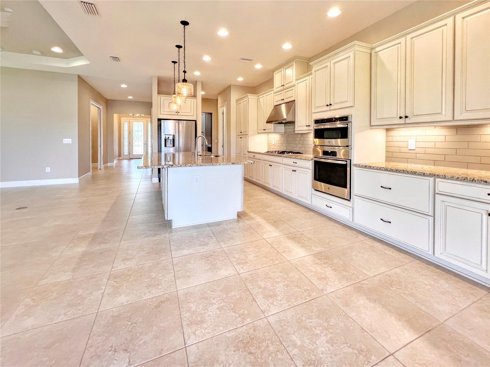 Image 7 of 27 For 5664 Cantucci Street