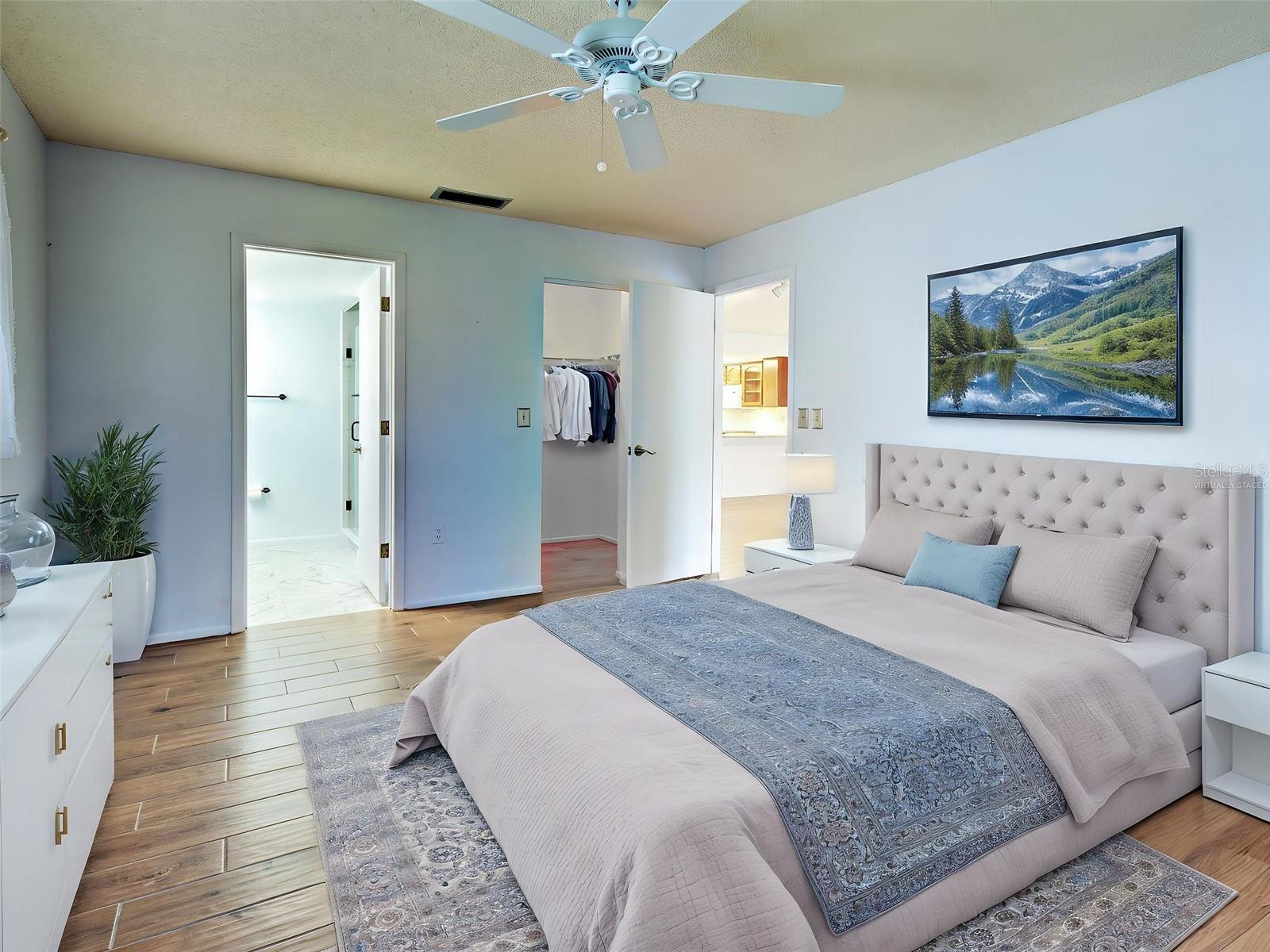 Image 19 of 44 For 1211 Capri Isles Boulevard 26