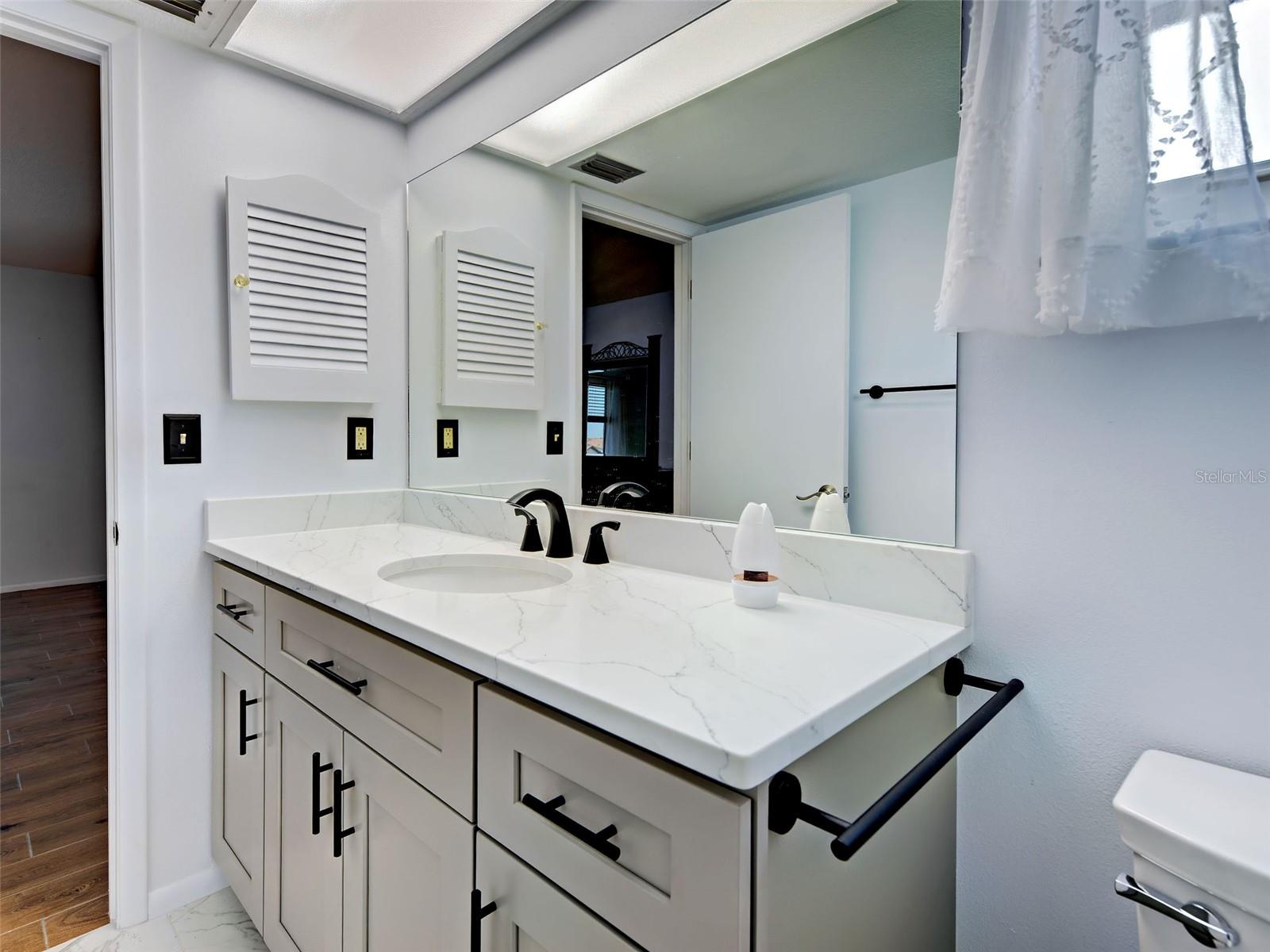 Image 22 of 44 For 1211 Capri Isles Boulevard 26