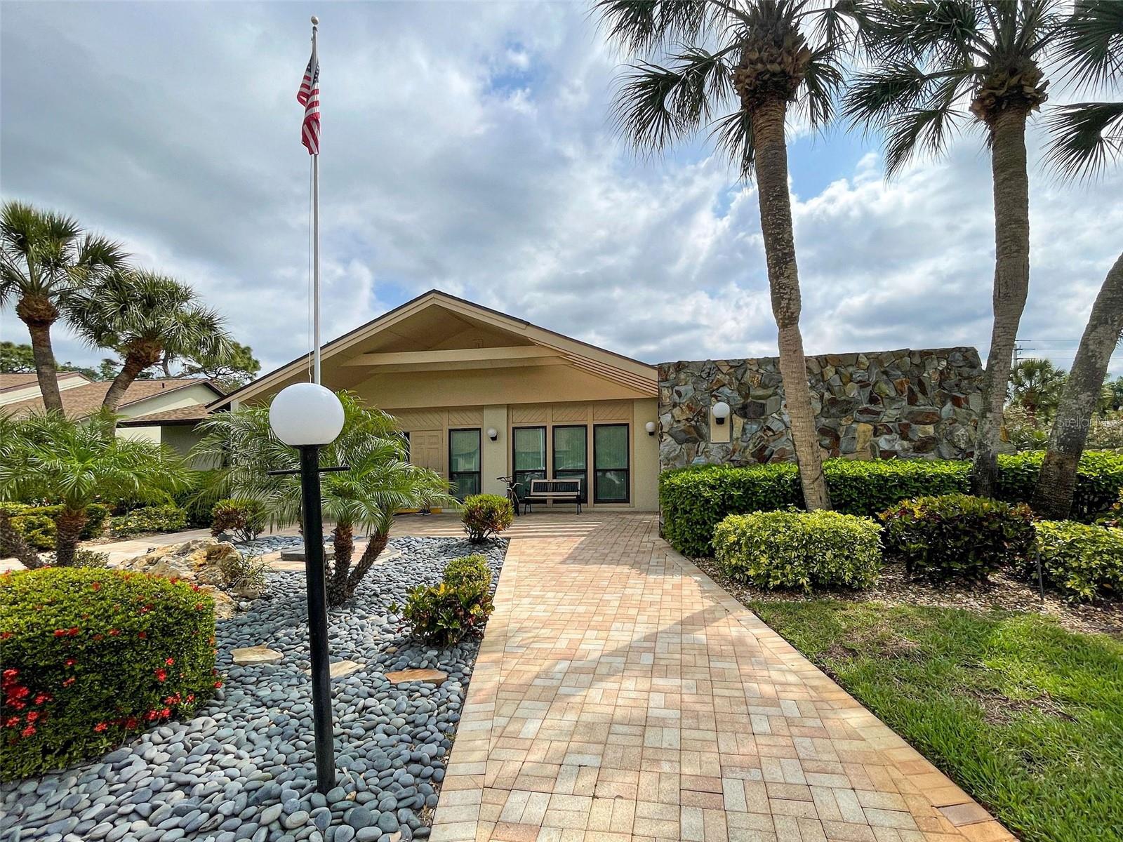 Image 37 of 44 For 1211 Capri Isles Boulevard 26