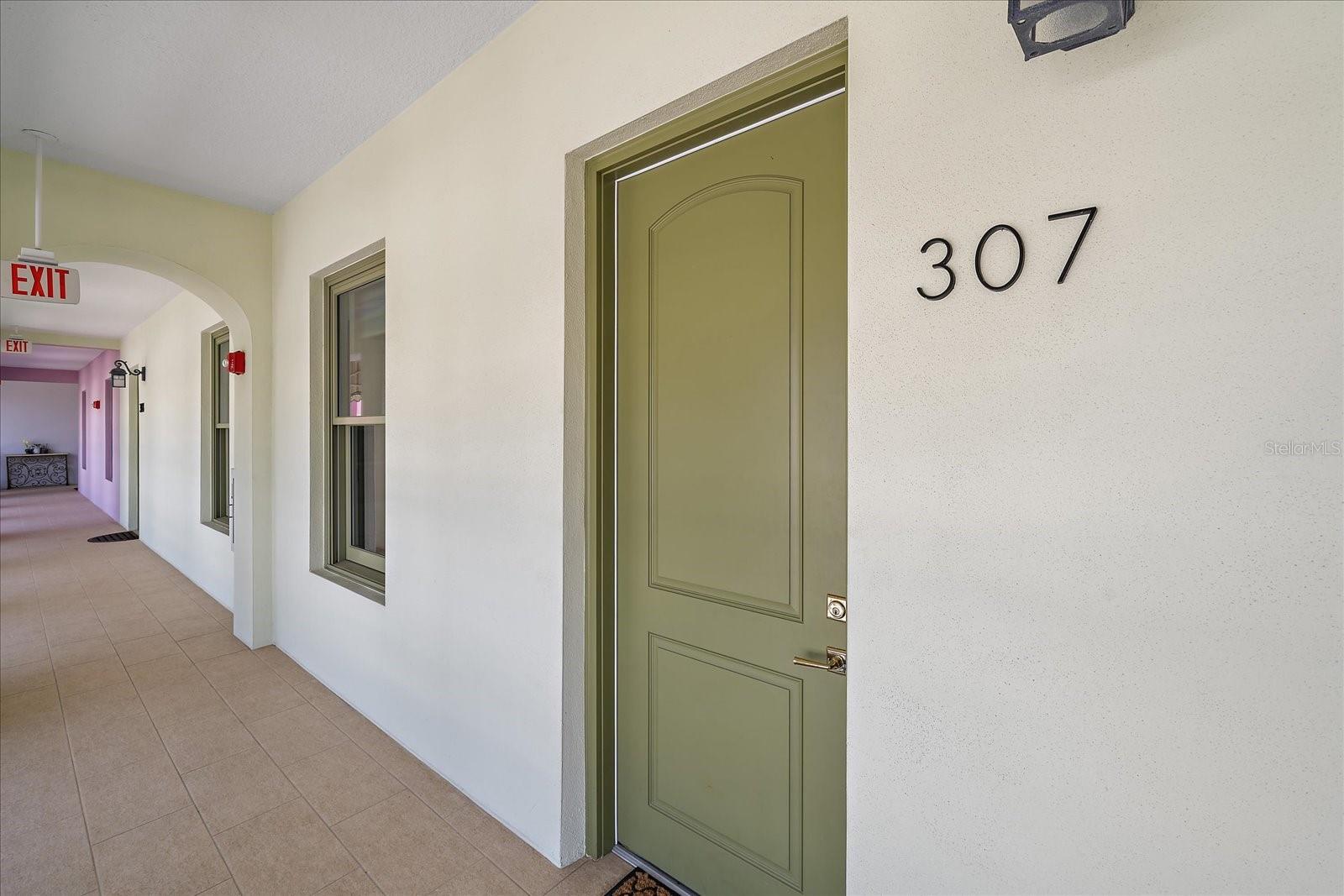 Image 2 of 35 For 555 Orange Avenue 307