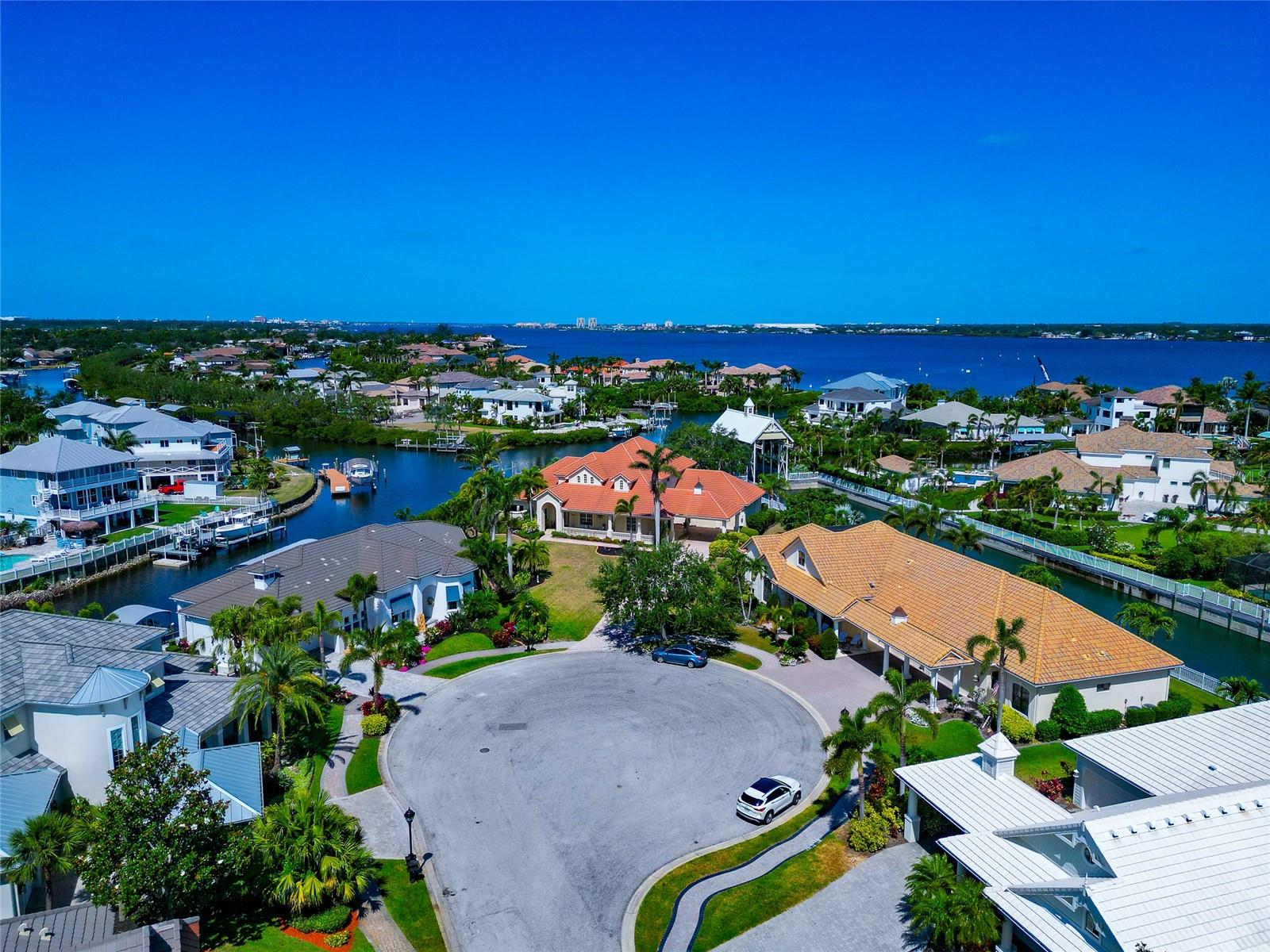 Image 10 of 87 For 4700 Mainsail Drive