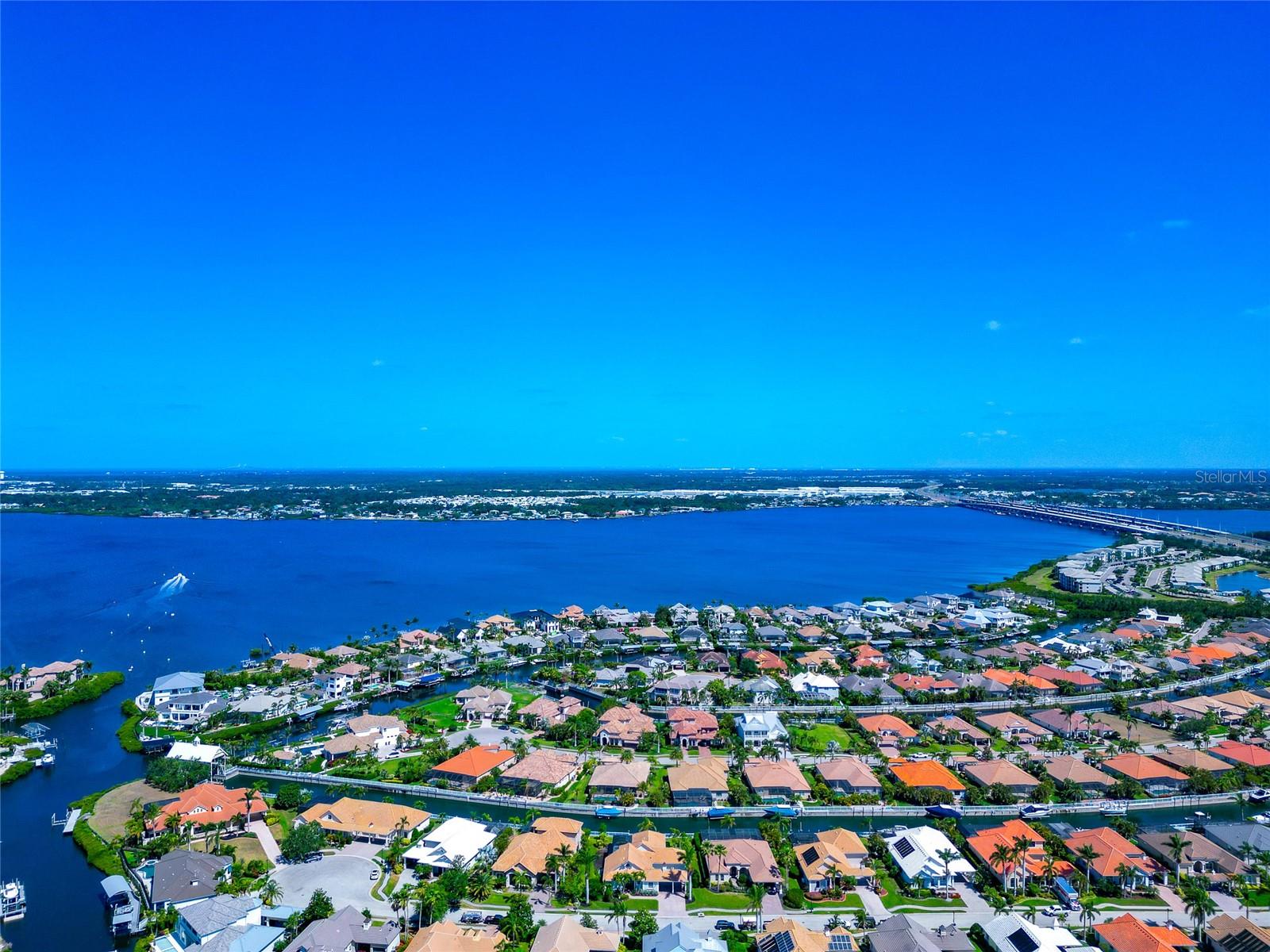 Image 83 of 87 For 4700 Mainsail Drive